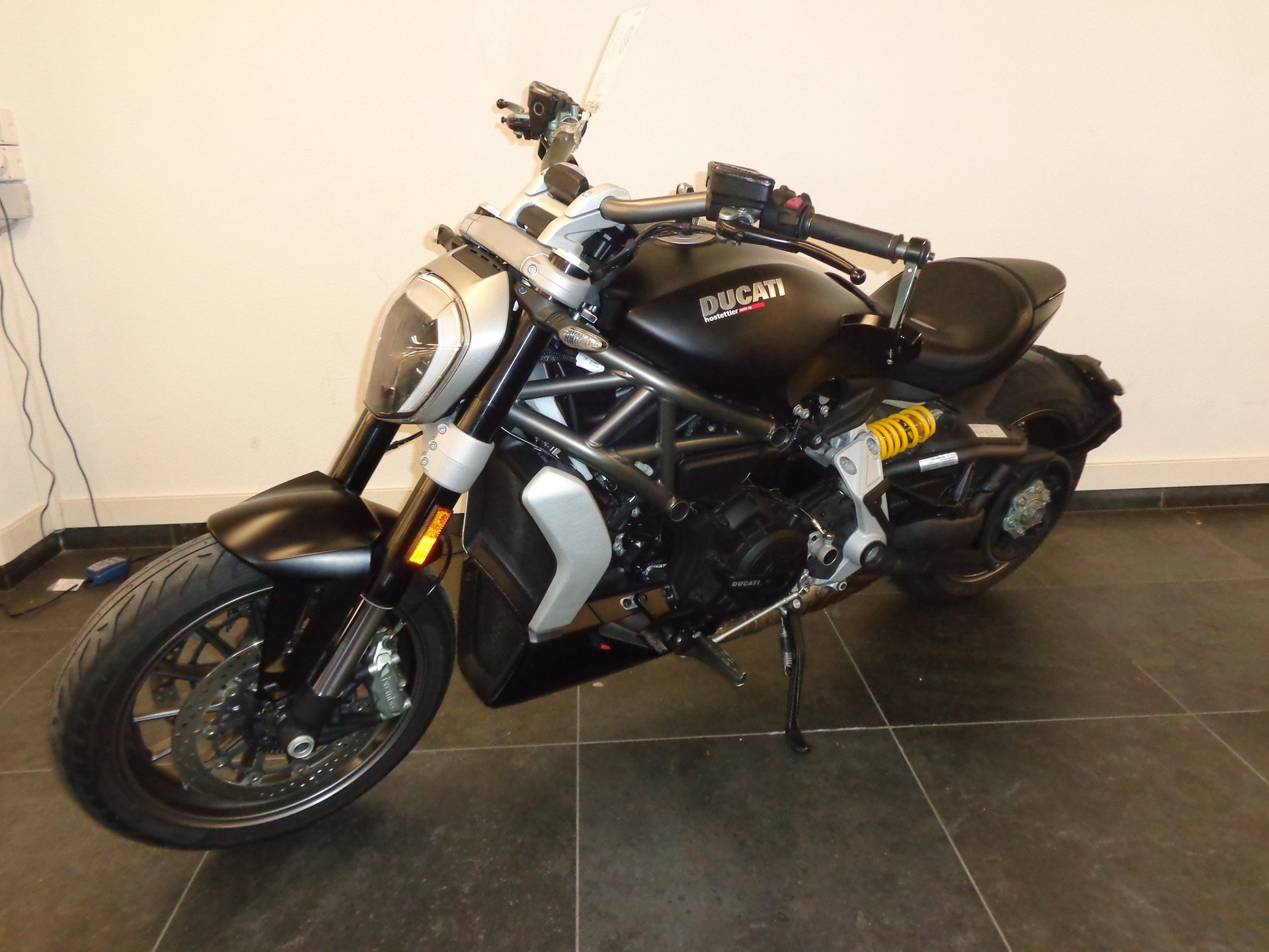 DUCATI XDiavel 1260-showroom-element-1