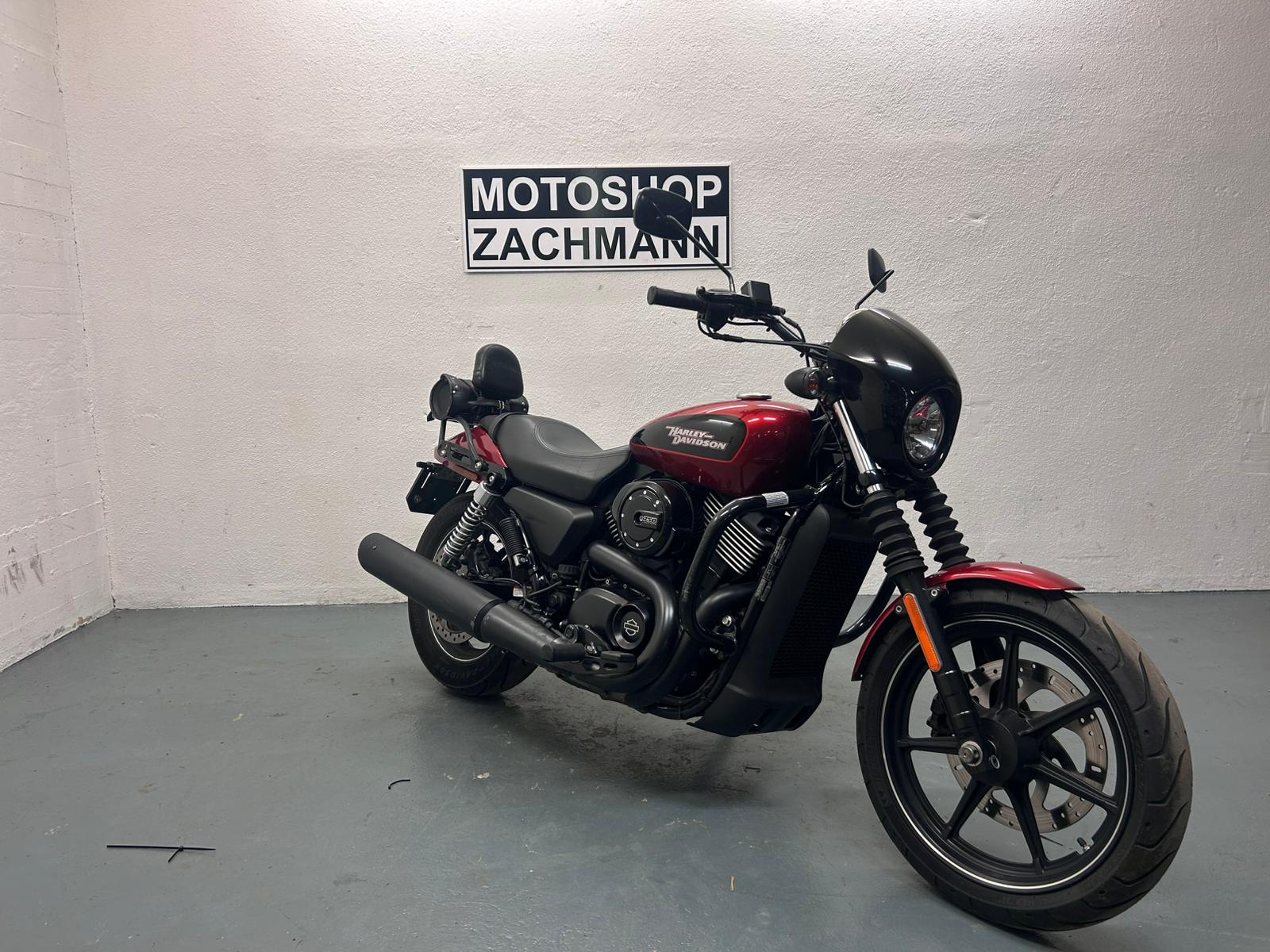 HARLEY-DAVIDSON XG 750 Street-showroom-element-2