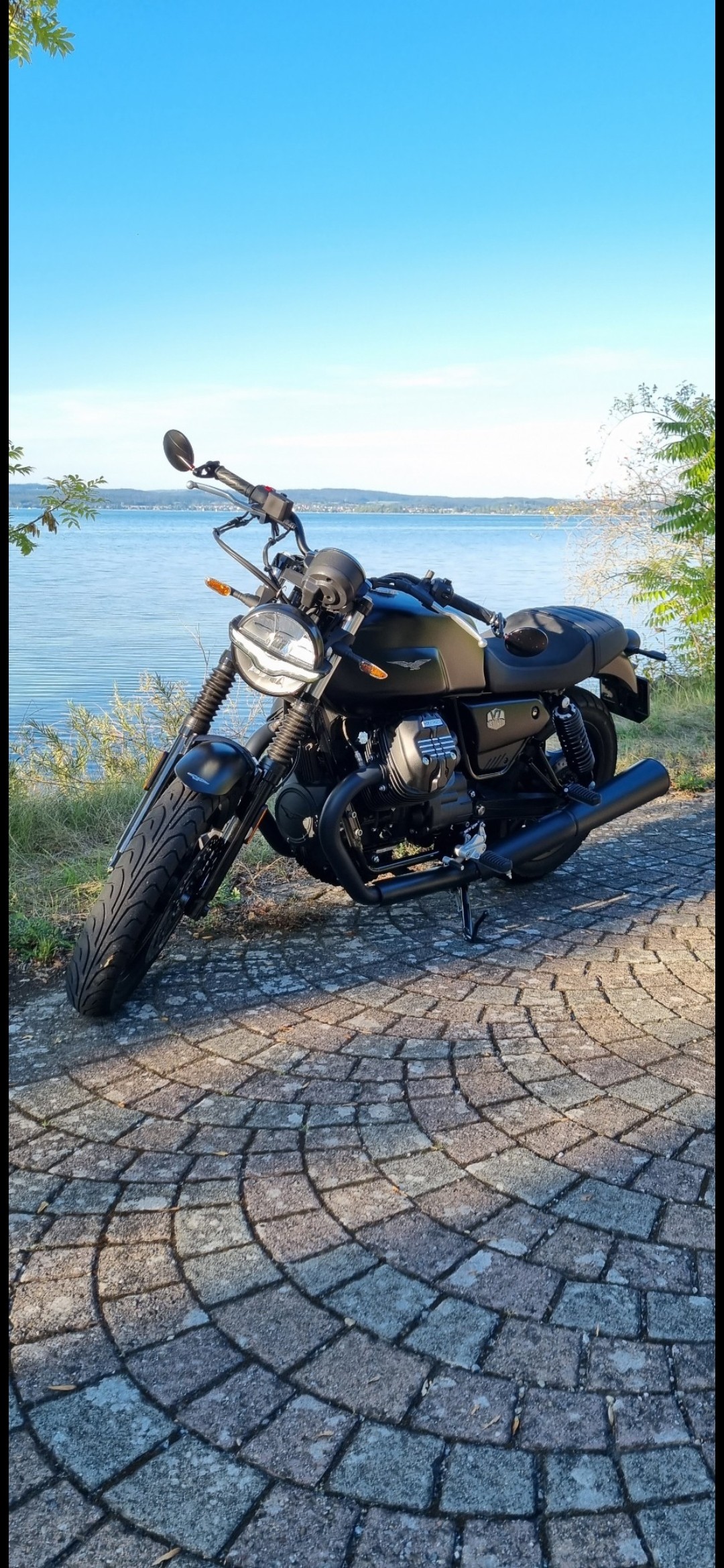 MOTO GUZZI V7 IV 850 Stone-image-2