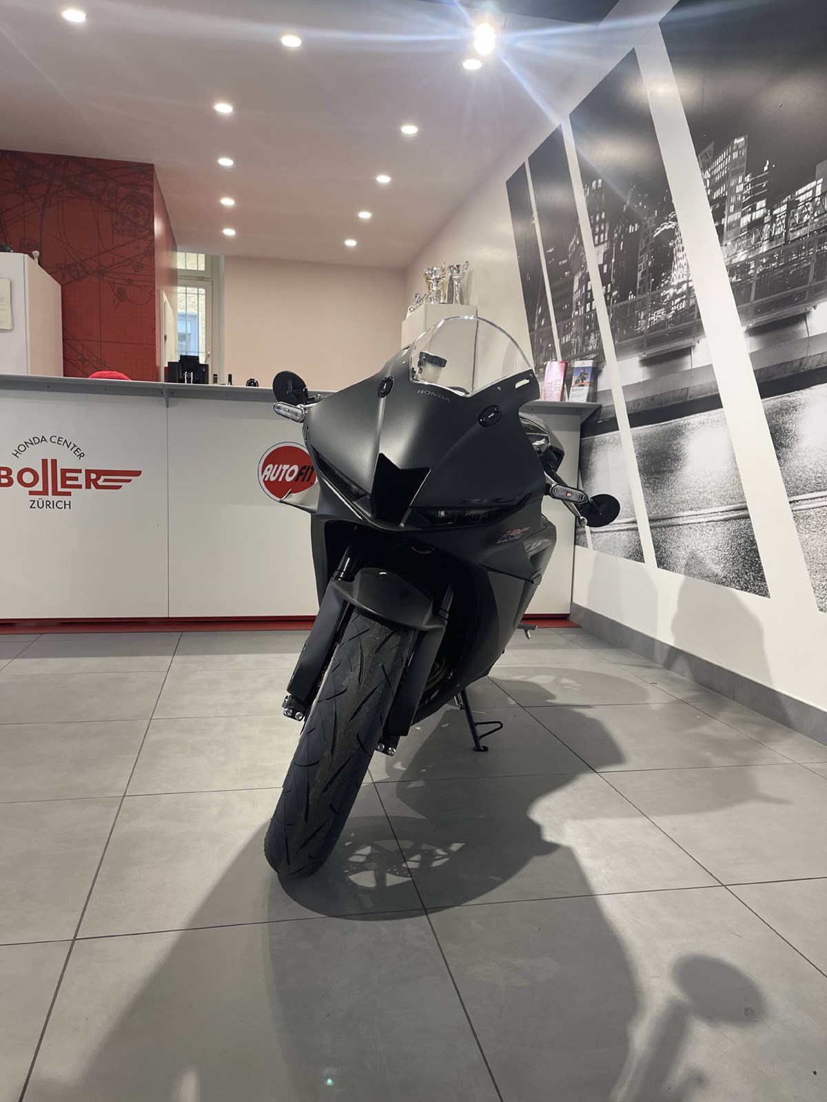 HONDA CBR 600 RR ABS-showroom-element-2