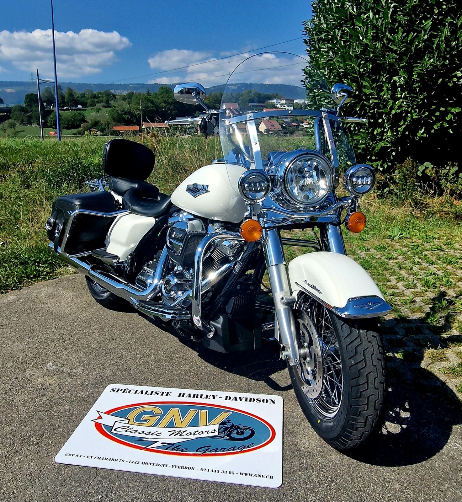 HARLEY-DAVIDSON FLHRC Road King Classic 107 ABS-image-0