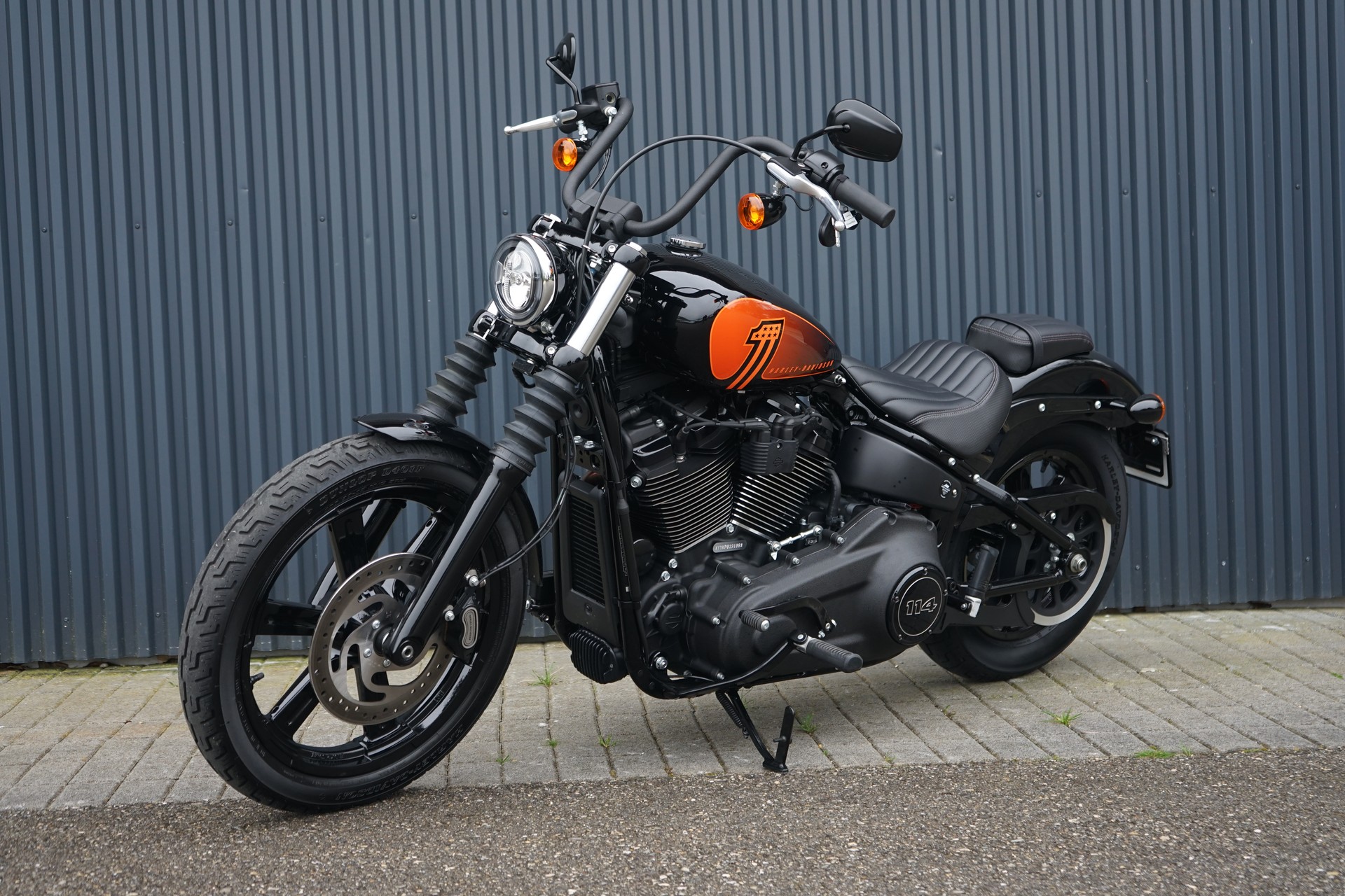 HARLEY-DAVIDSON FXBBS Street Bob 114-showroom-element-1