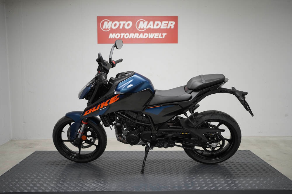 KTM 125 Duke-showroom-element-2