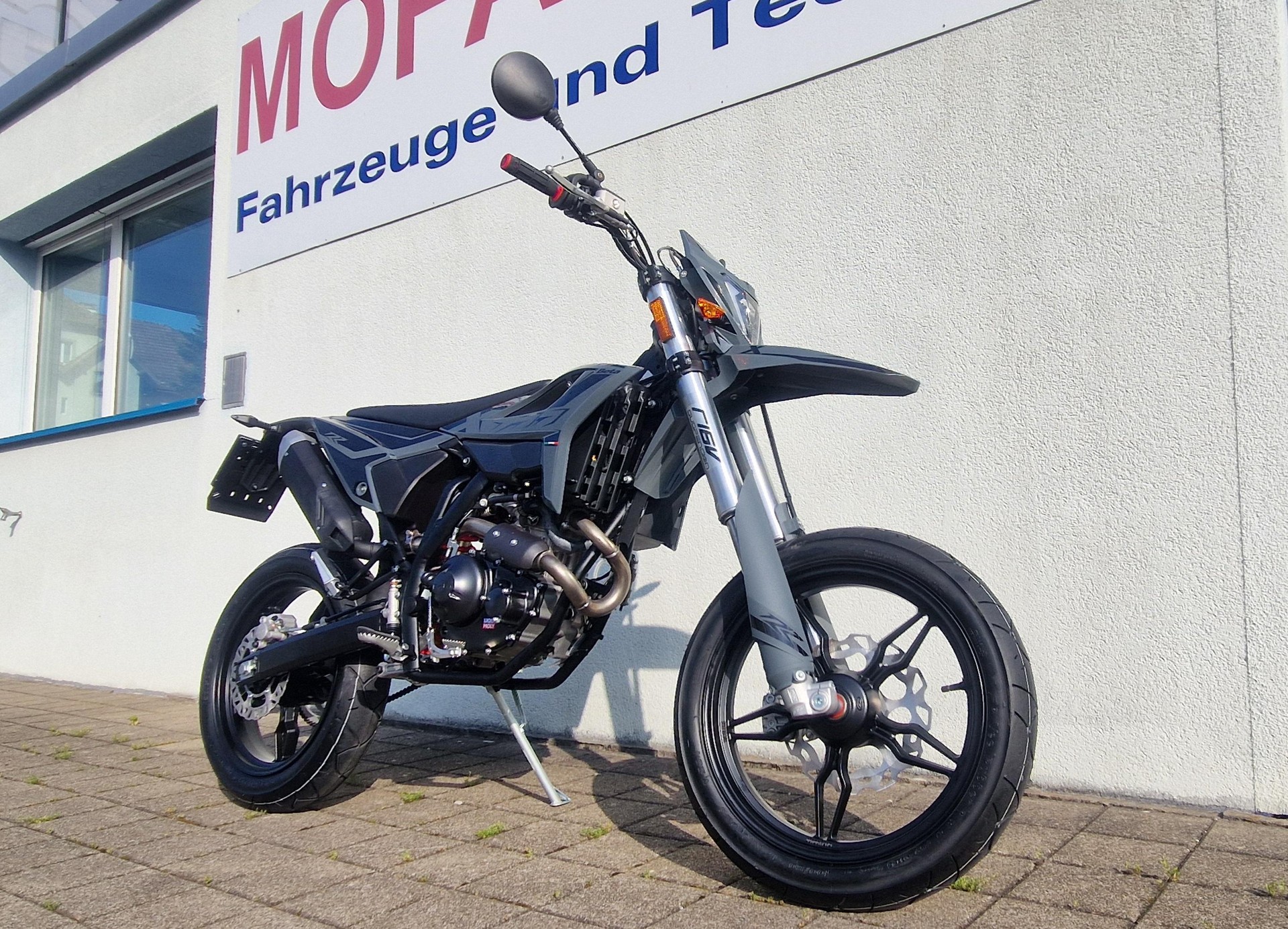 BETA RR 125-4T LC Motard-image-1
