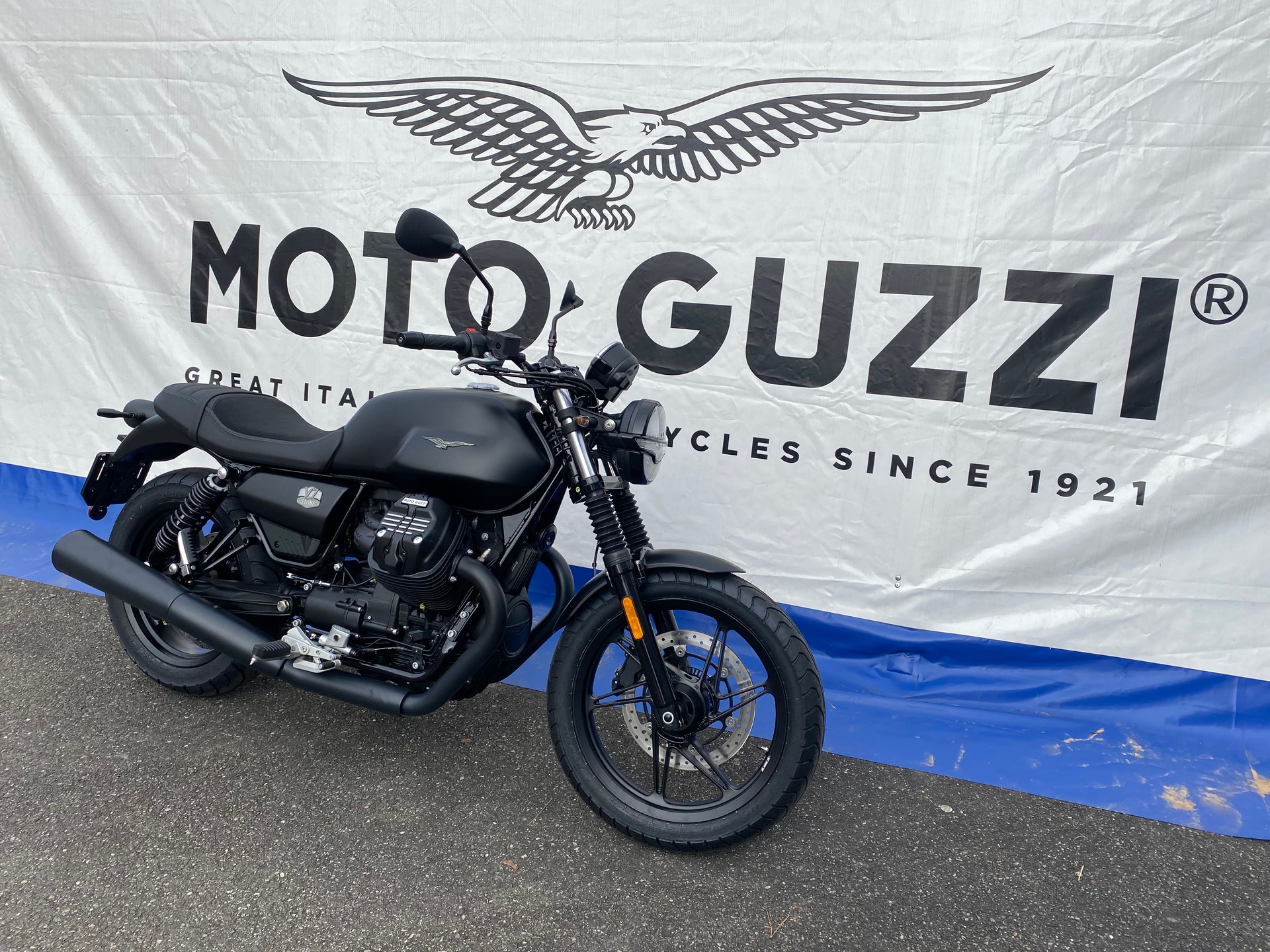 MOTO GUZZI V7 IV 850 Stone