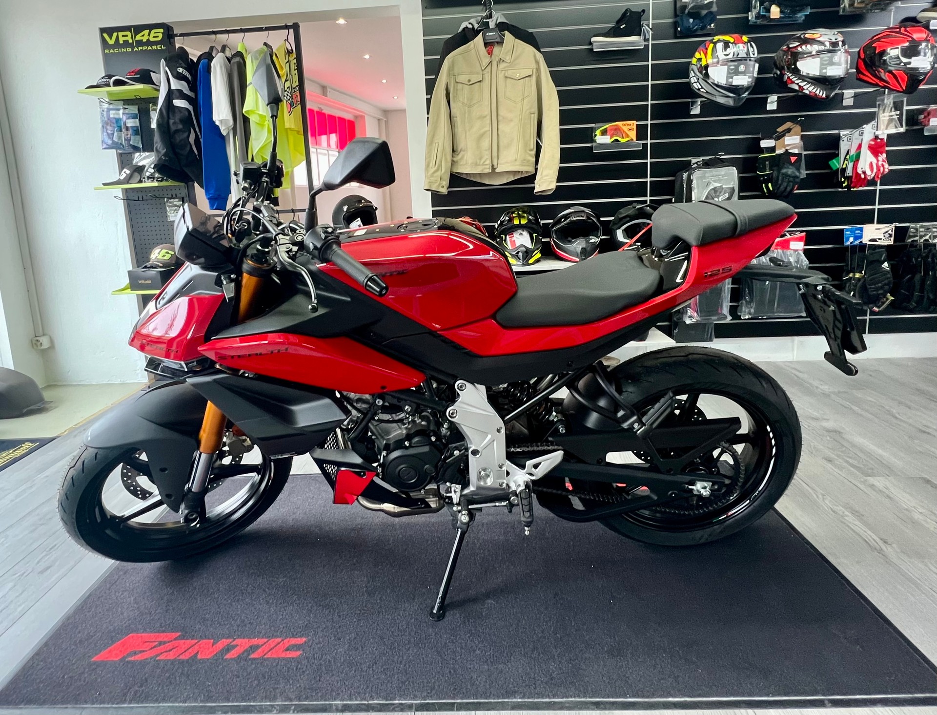 FANTIC STEALTH 125 ABS - GRATIS LIEFERUNG*