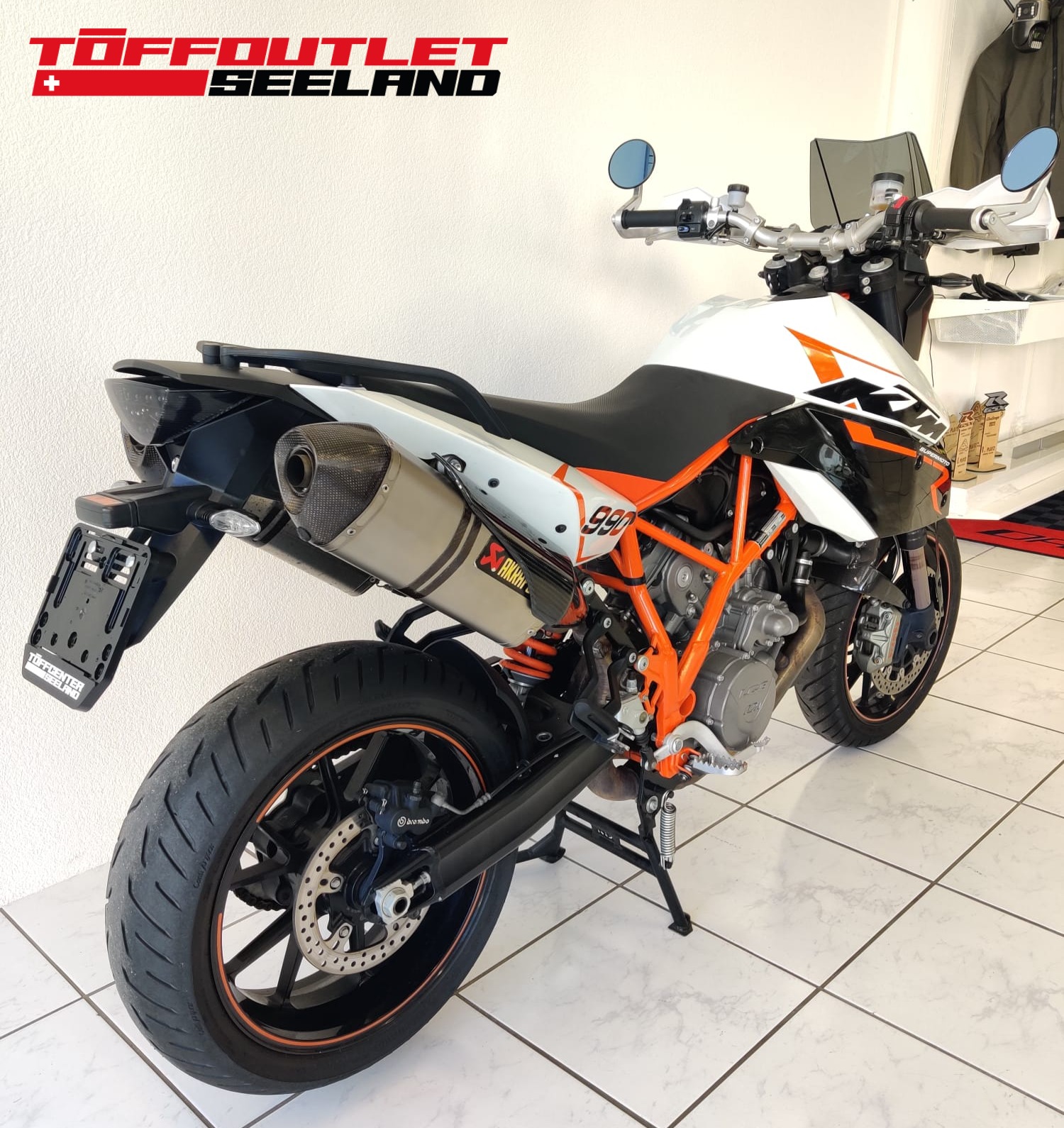KTM 990 Supermoto R-showroom-element-1