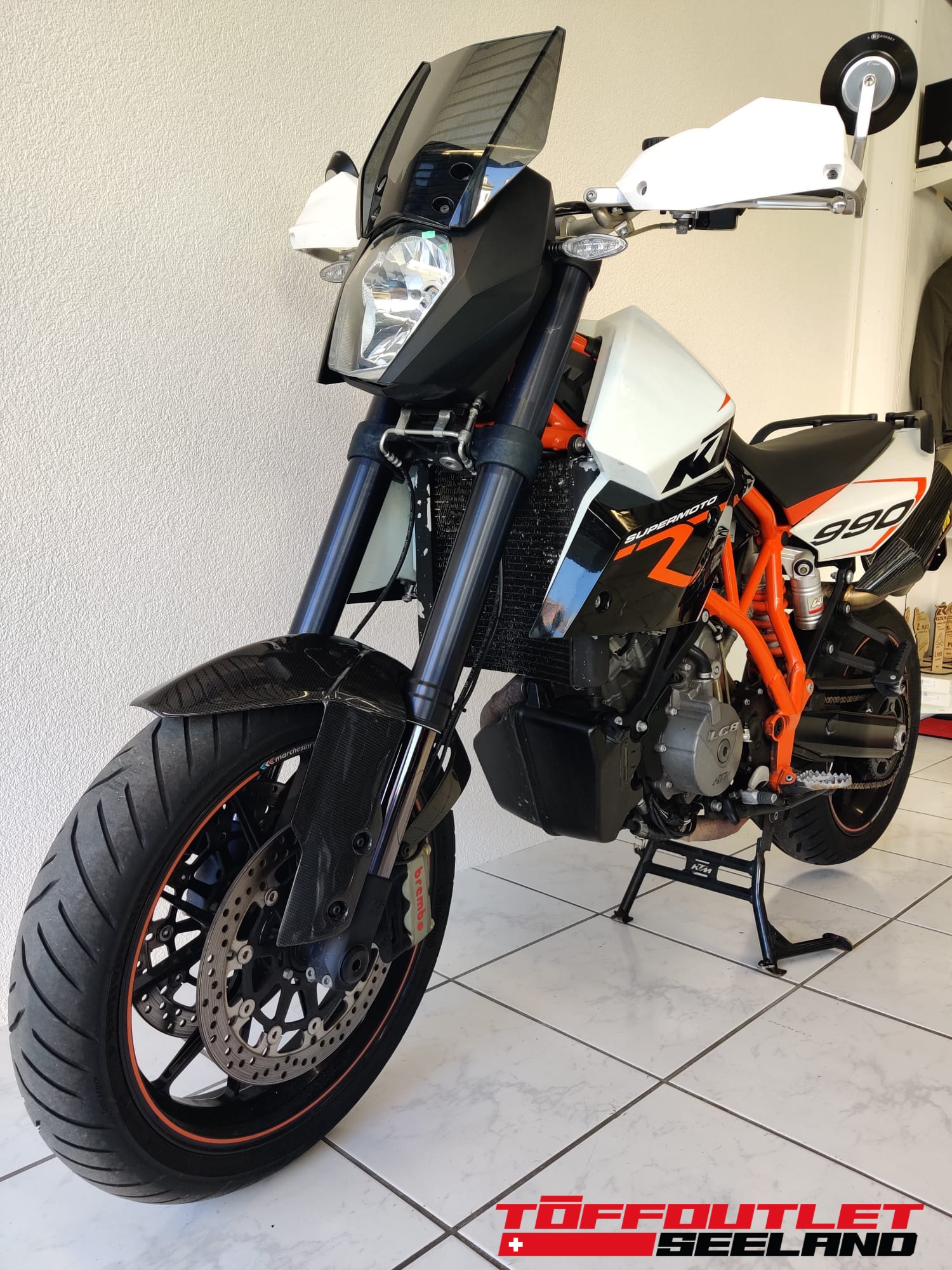 KTM 990 Supermoto R-showroom-element-3