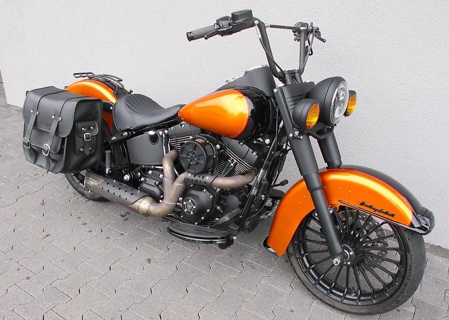 HARLEY-DAVIDSON FLSTC Softail Heritage Classic ABS