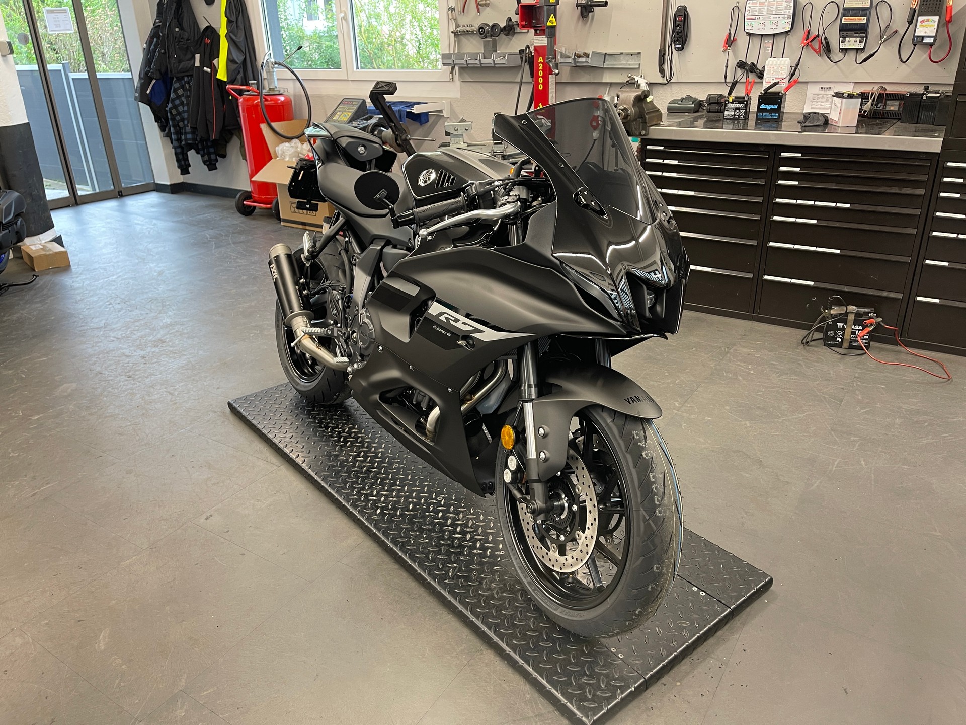 YAMAHA YZF-R7 (35kW)-image-4