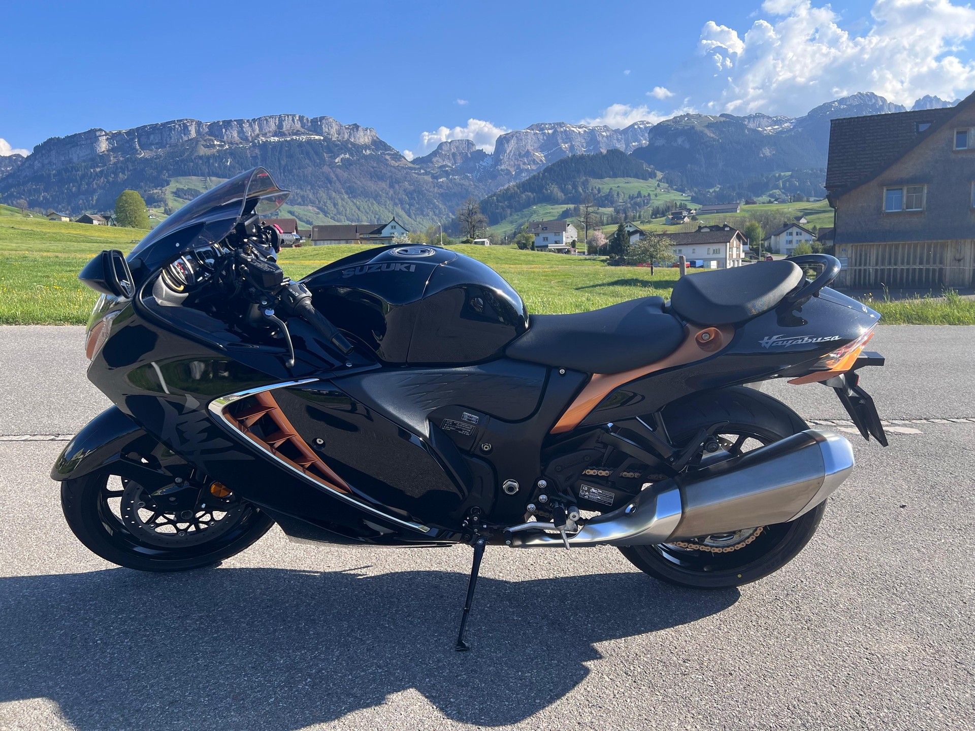 SUZUKI GSX 1300 RR Hayabusa-image-1