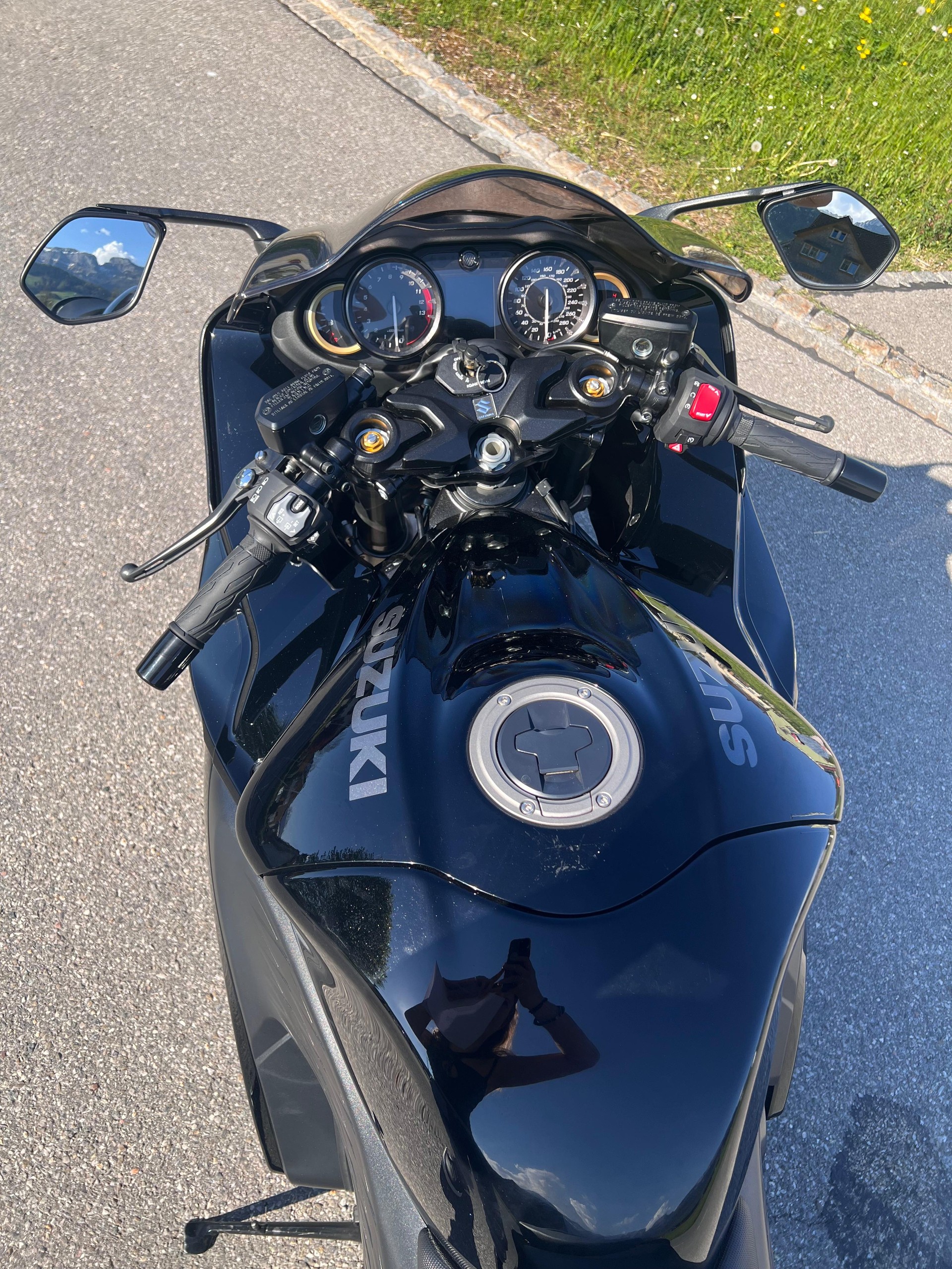 SUZUKI GSX 1300 RR Hayabusa-image-12