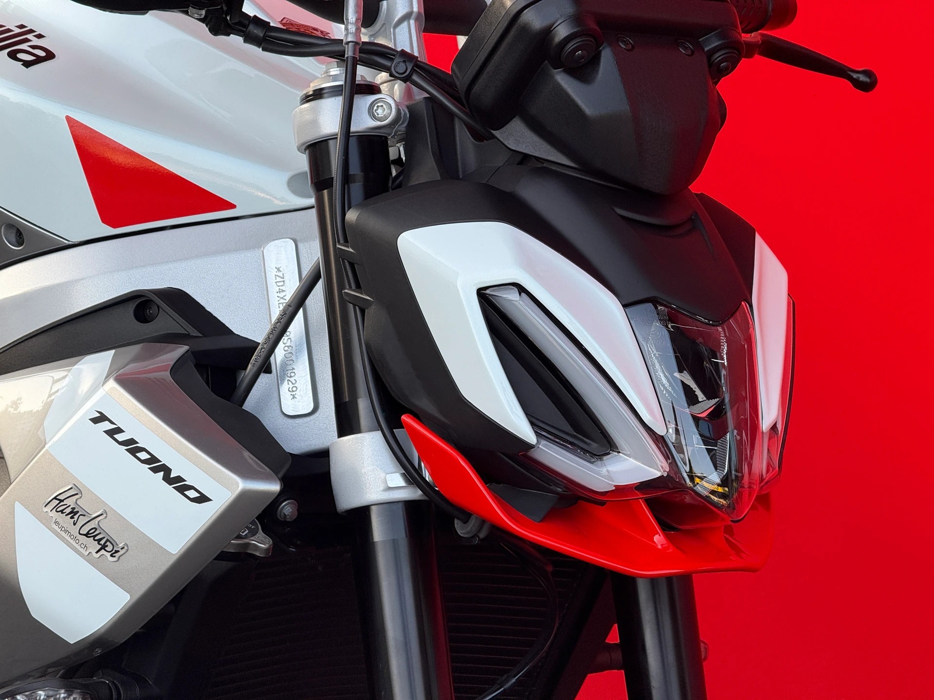APRILIA Tuono 457-image-10