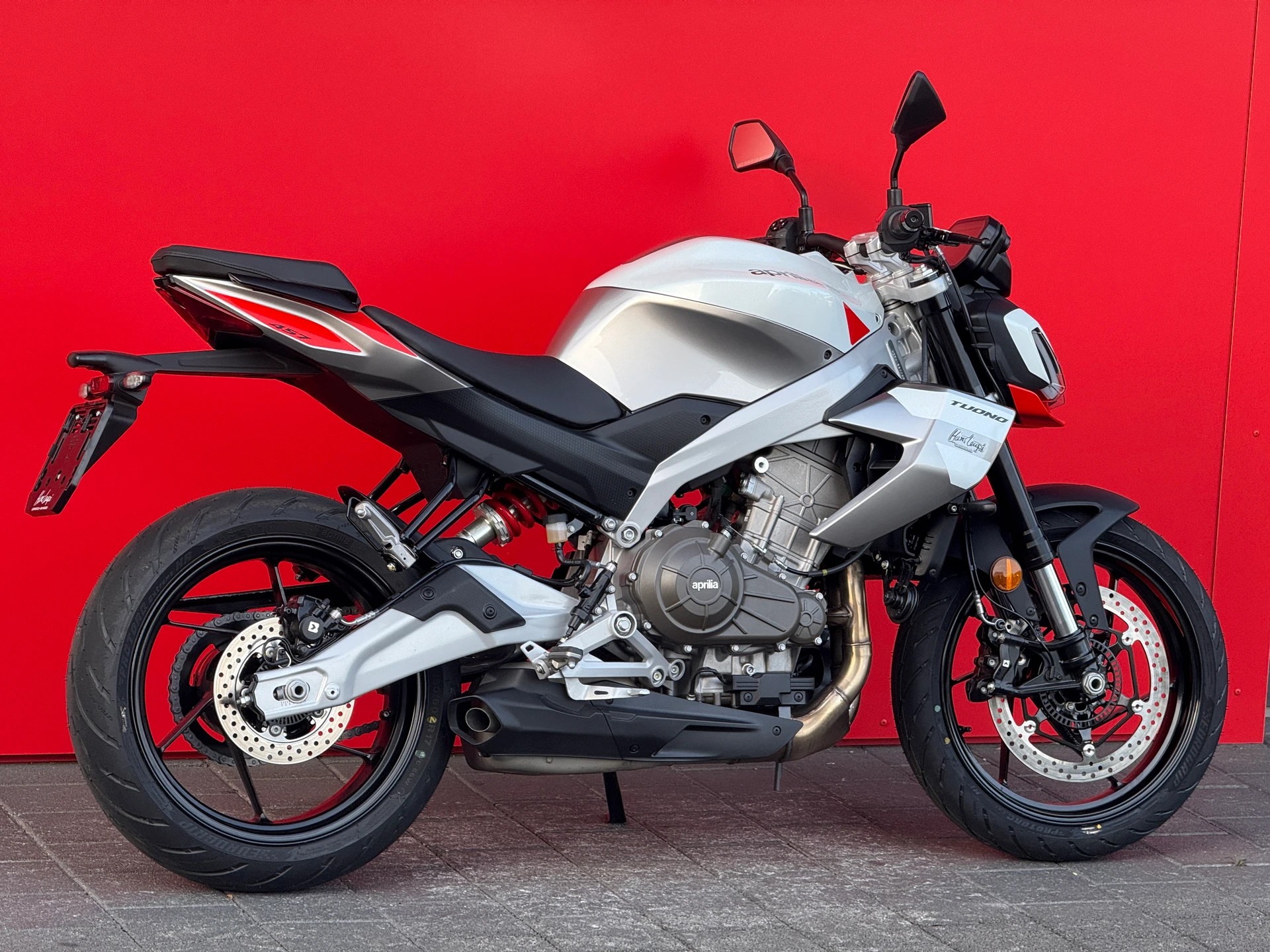 APRILIA Tuono 457-image-4