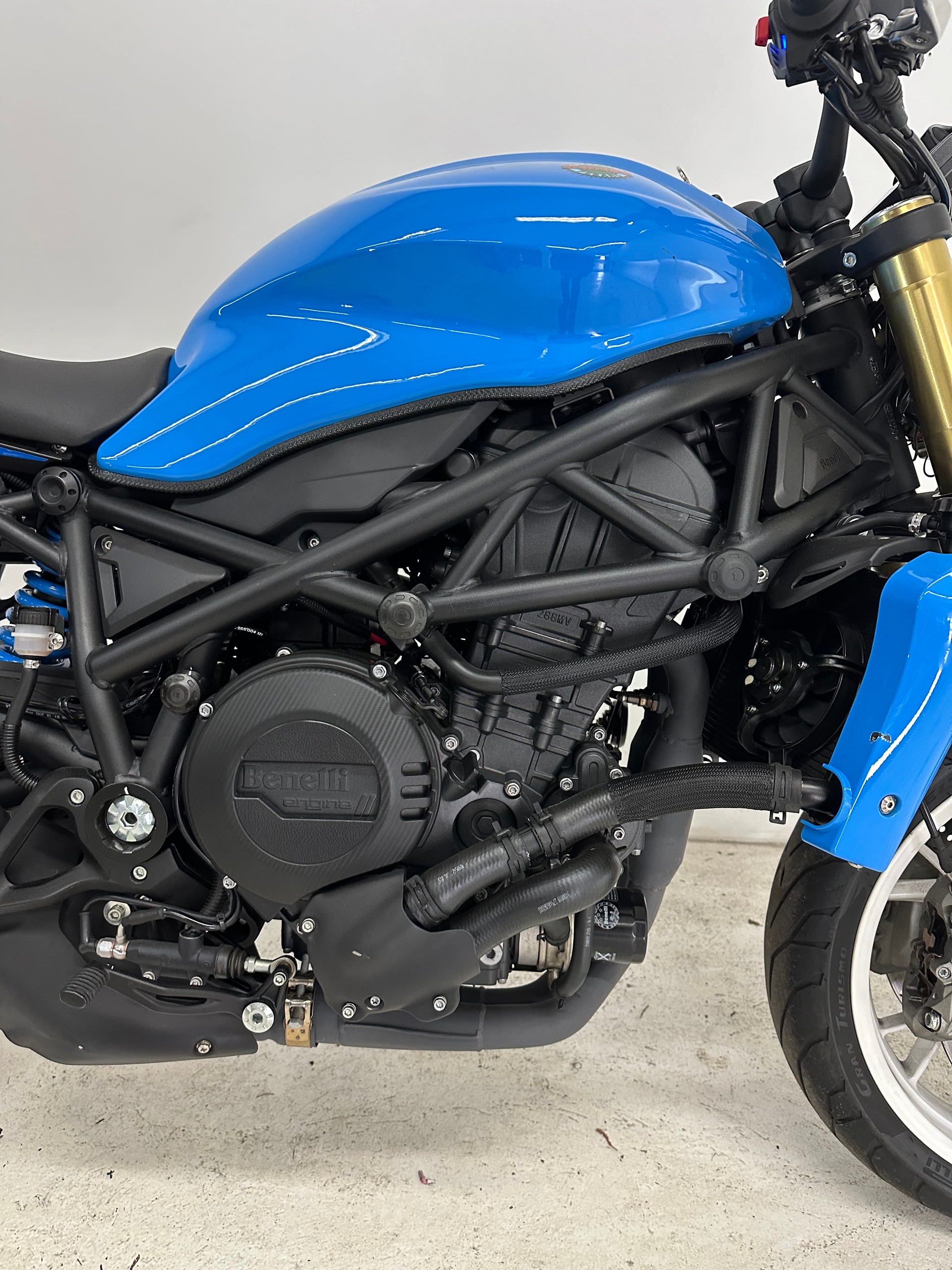 BENELLI 752 S (35 kW)-showroom-element-1