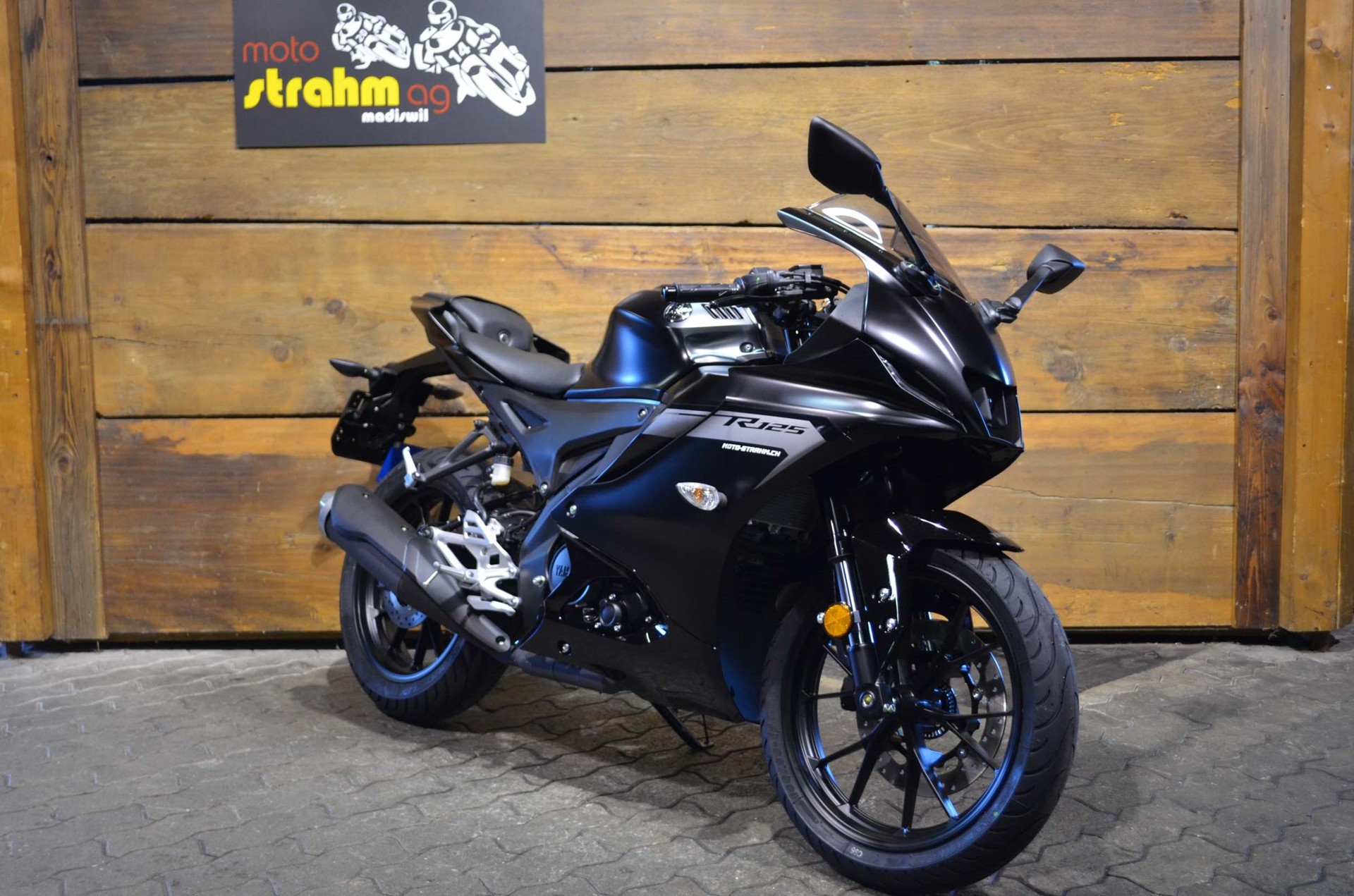 YAMAHA YZF-R 125