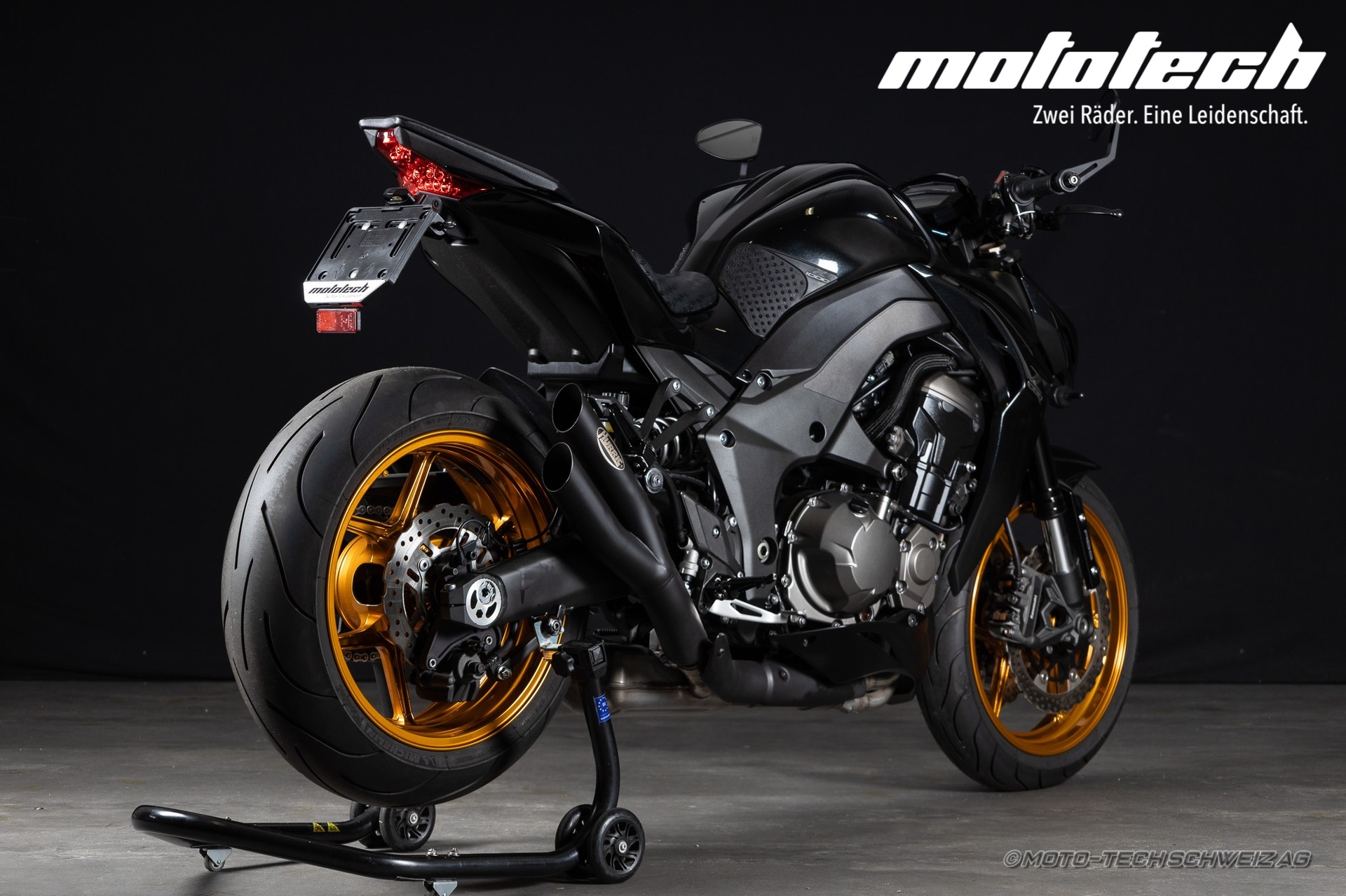 KAWASAKI Z 1000 ABS HURRIC-showroom-element-2