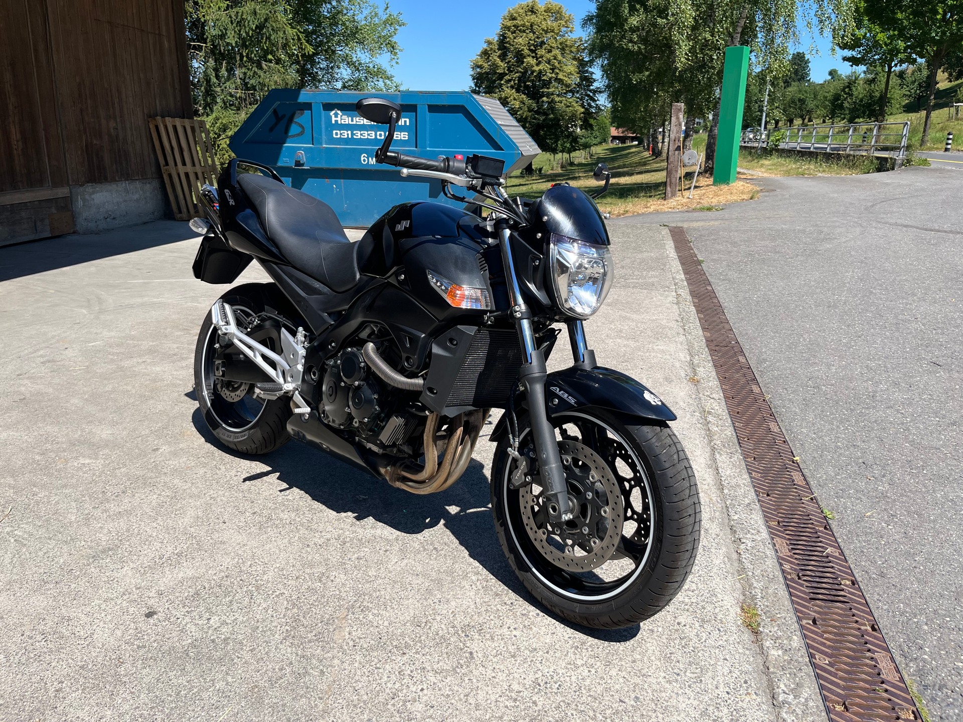 SUZUKI GSR 600 ABS K7-image-4