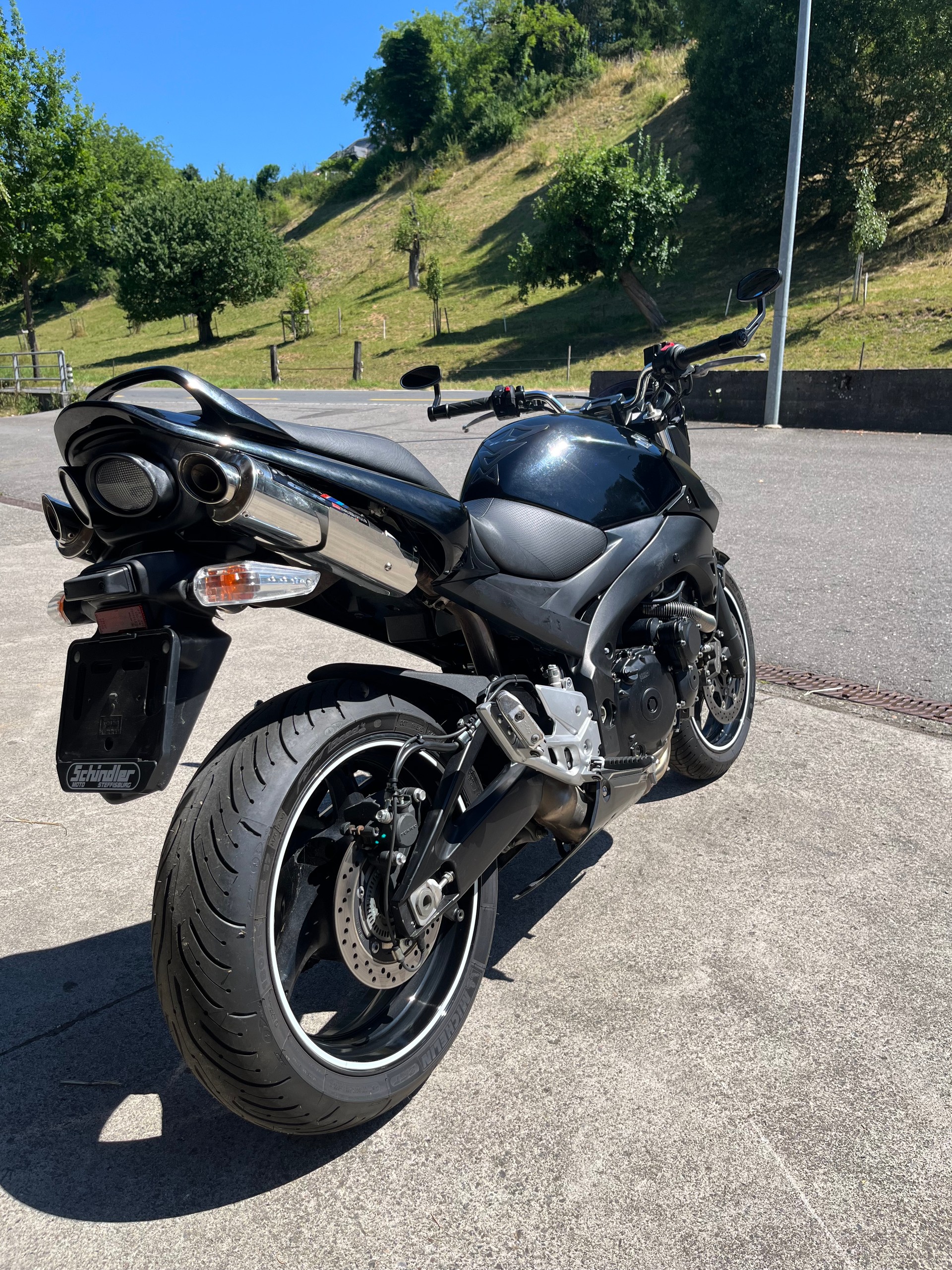SUZUKI GSR 600 ABS K7-image-1