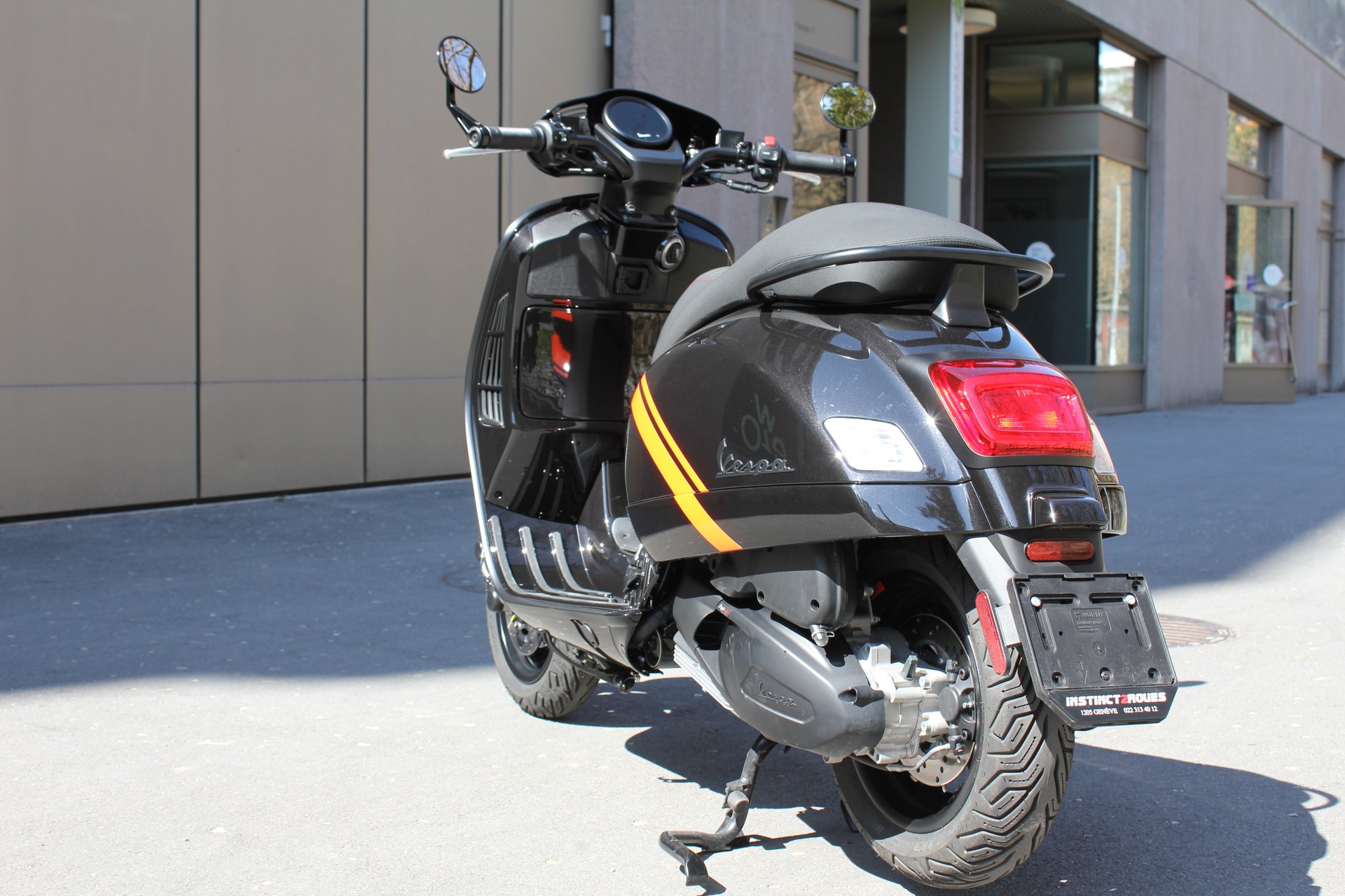 PIAGGIO Vespa GTV 300-showroom-element-3
