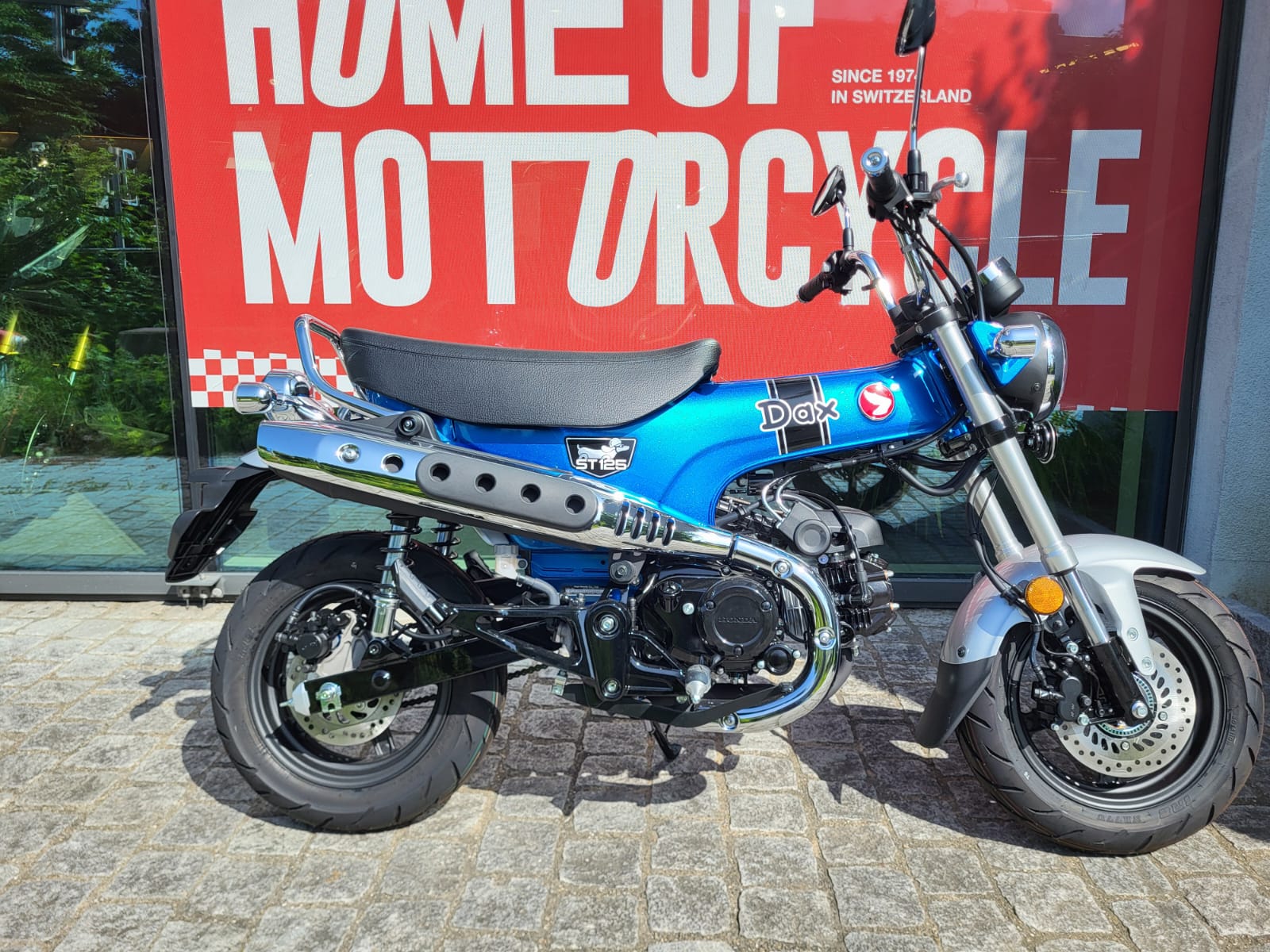 HONDA St 125 Dax-showroom-element-1