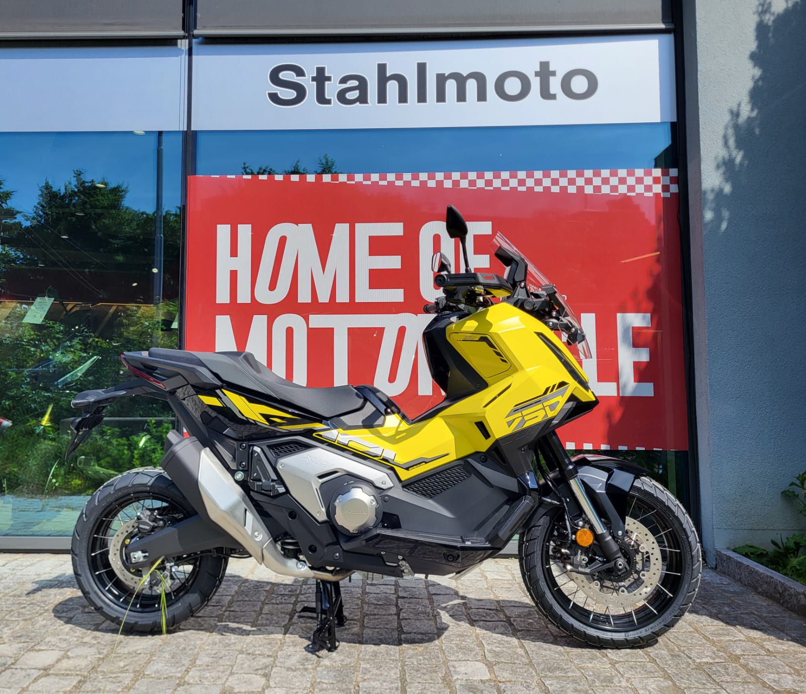 HONDA X-ADV 750