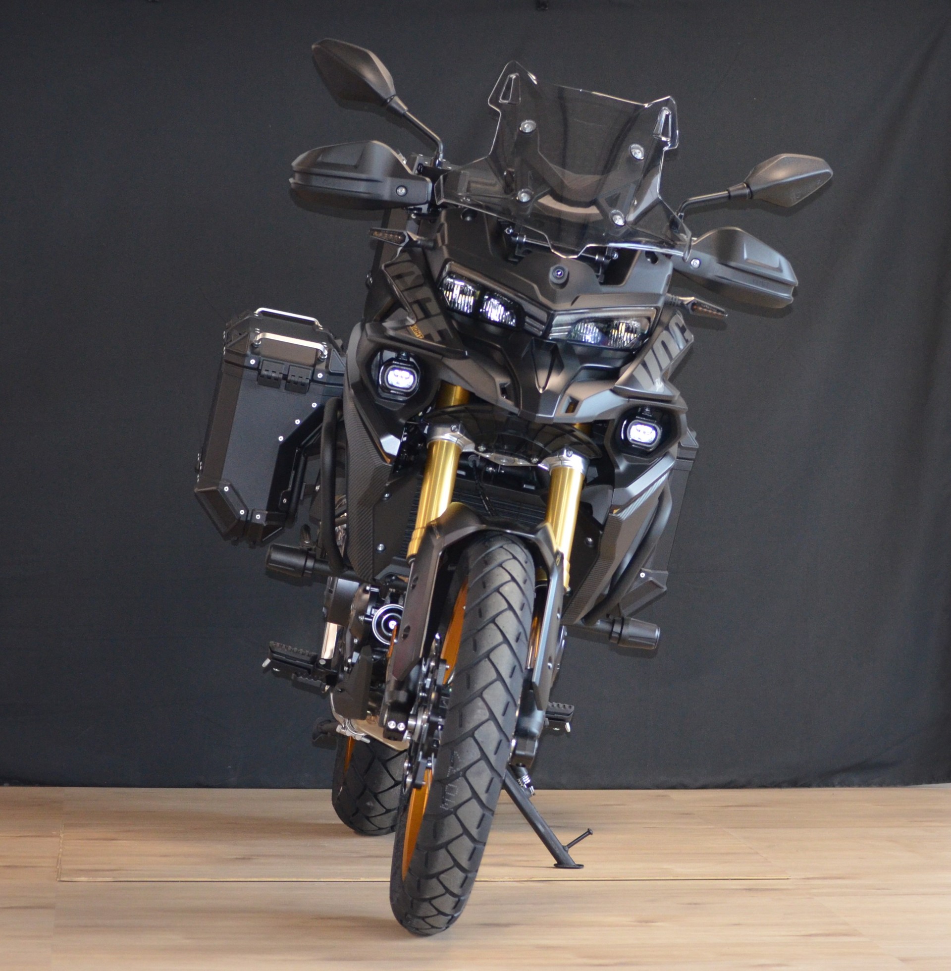 VOGE 525 DSX BLACK KNIGHT-image-3