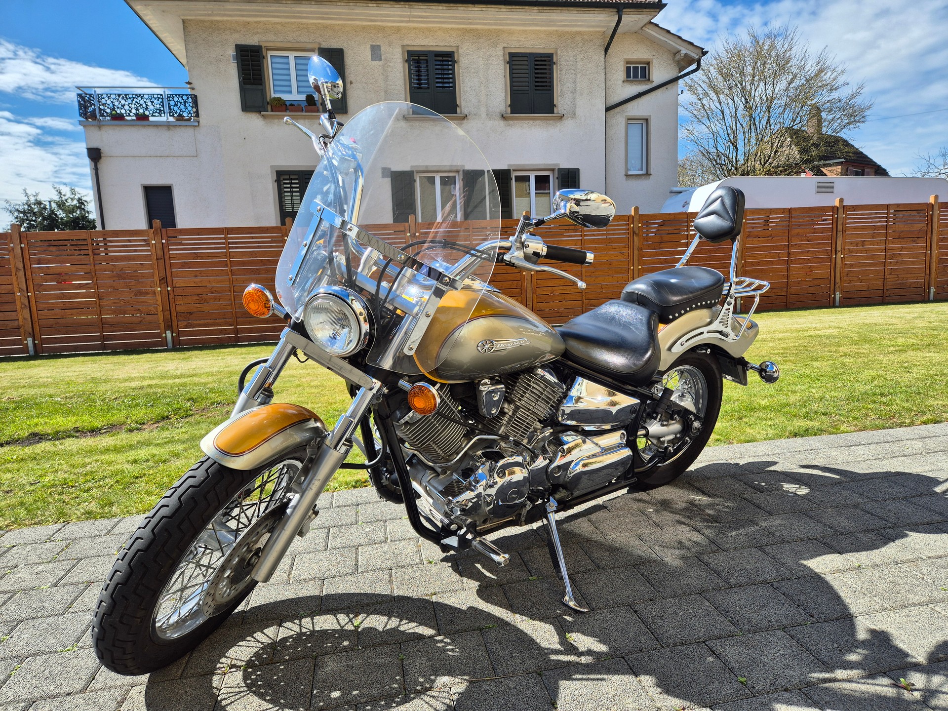 YAMAHA XVS 1100 Drag Star