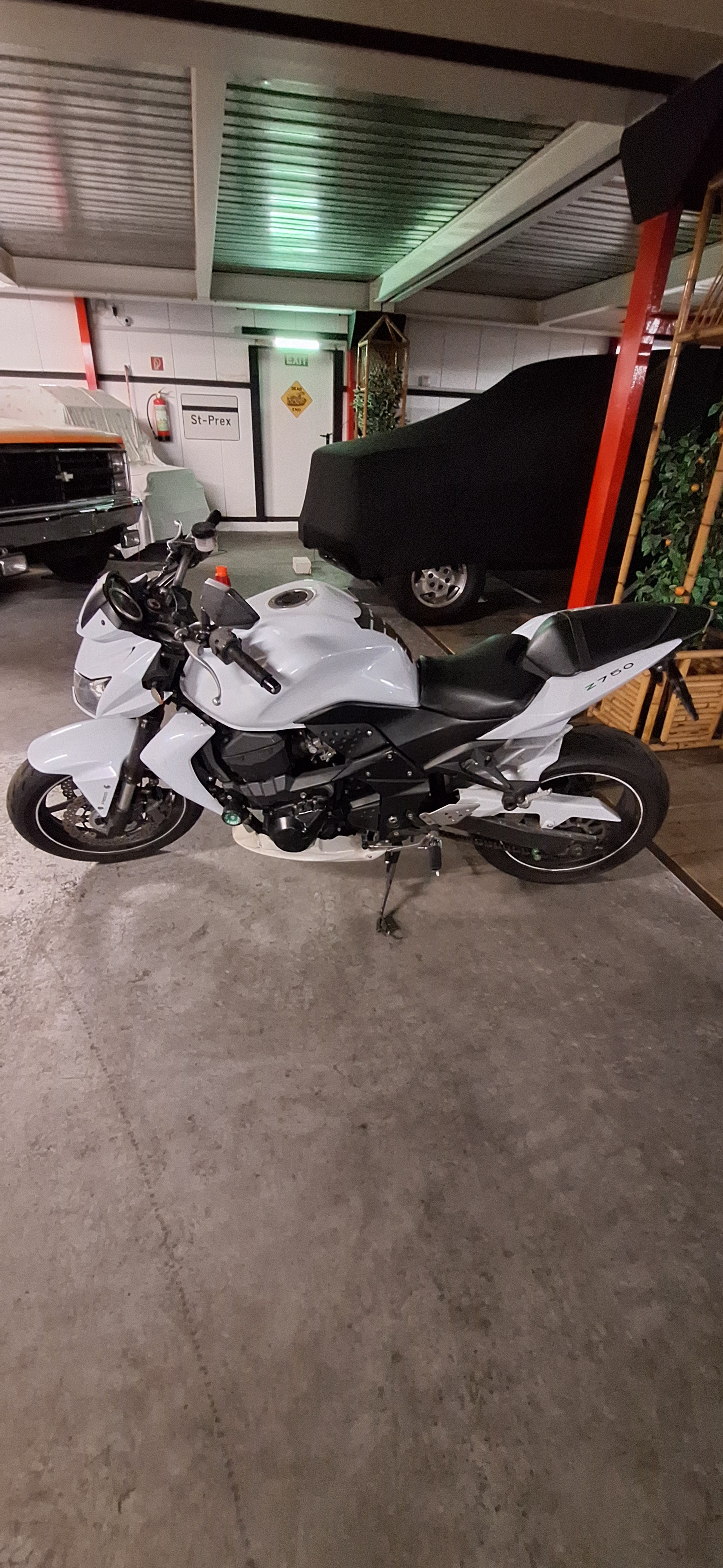 KAWASAKI Z 750 ABS-image-3