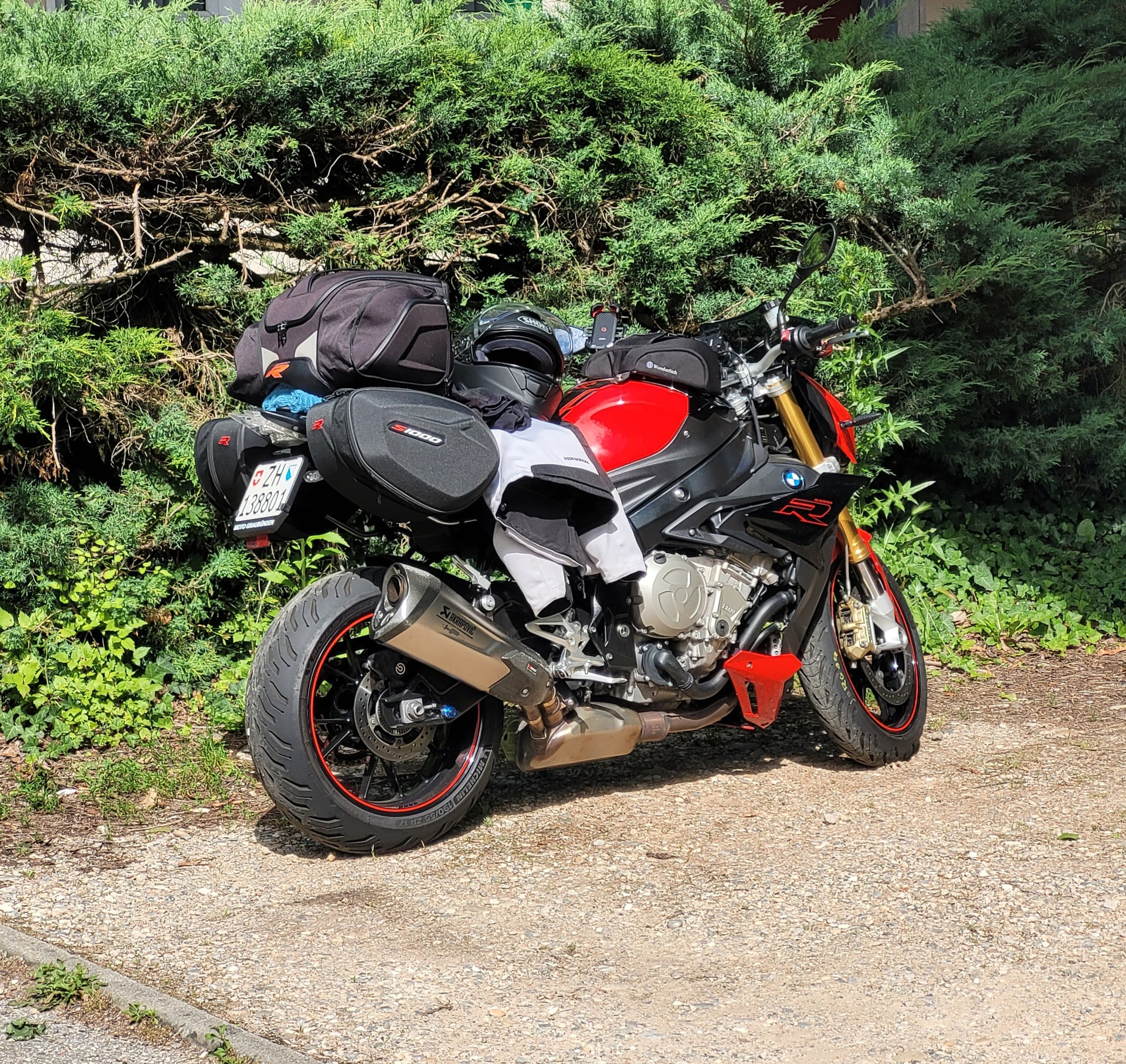BMW S 1000 R ABS-image-1