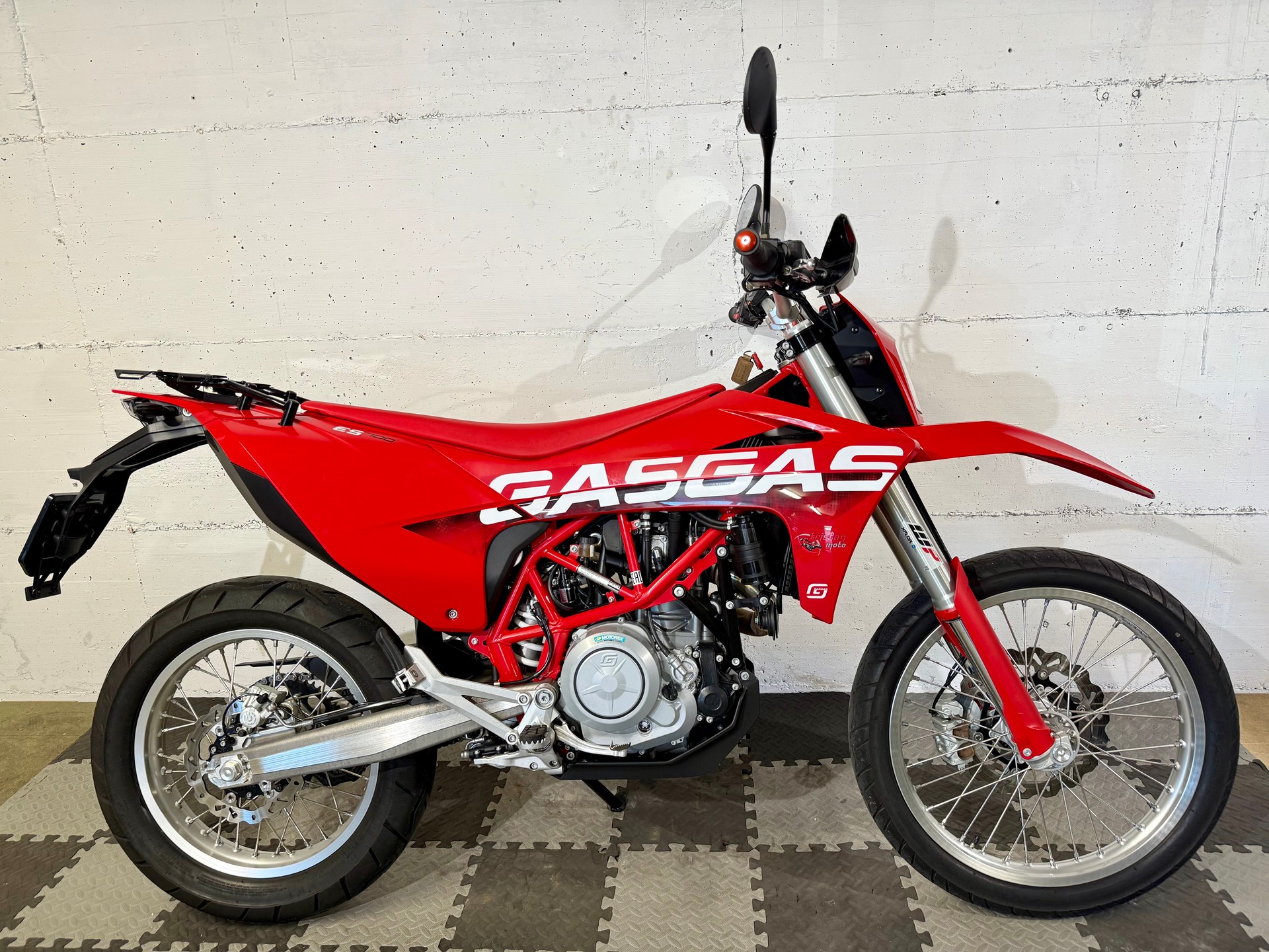 GASGAS ES 700 ABS + TRACTION CONTROL-showroom-element-2
