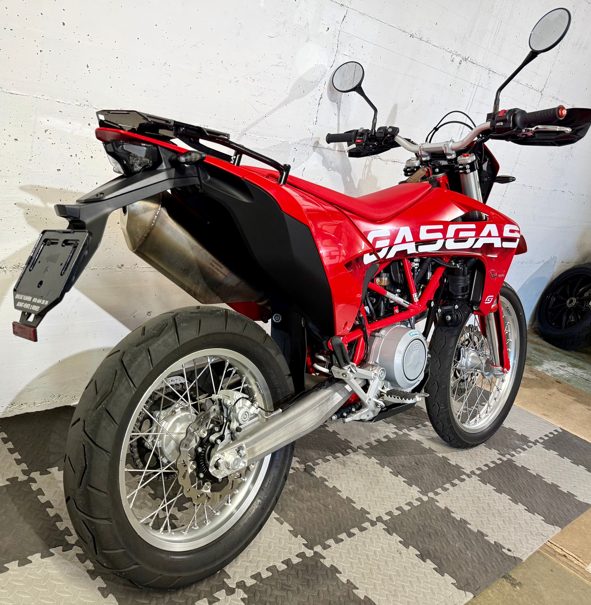 GASGAS ES 700 ABS + TRACTION CONTROL-showroom-element-3