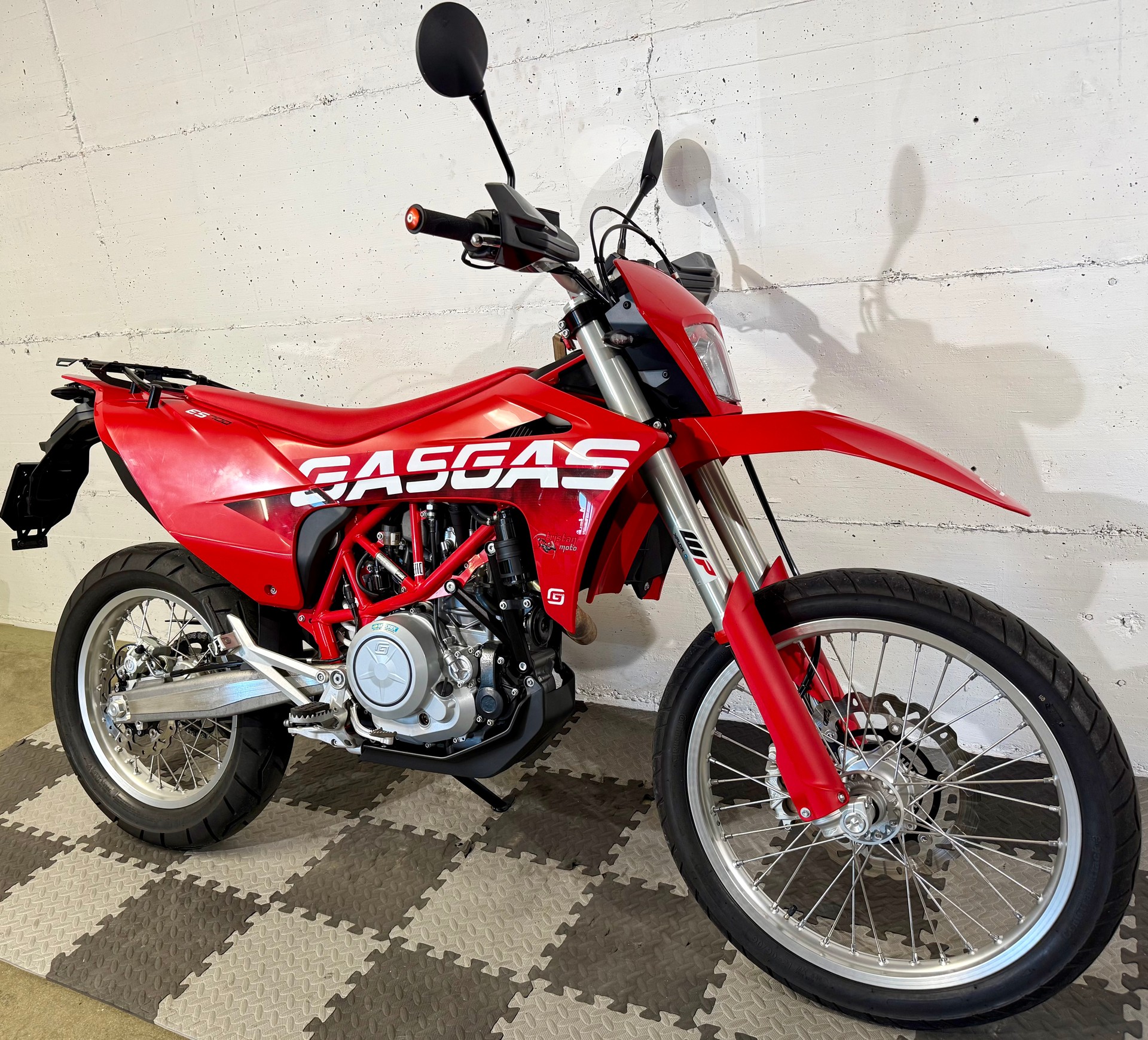 GASGAS ES 700 ABS + TRACTION CONTROL-showroom-element-1