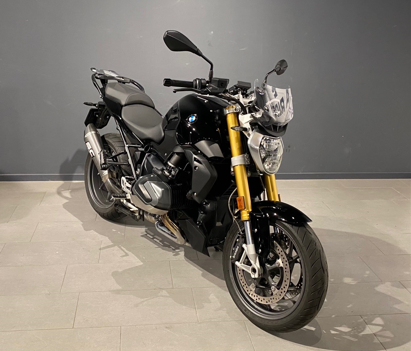 BMW R 1250 R-showroom-element-1