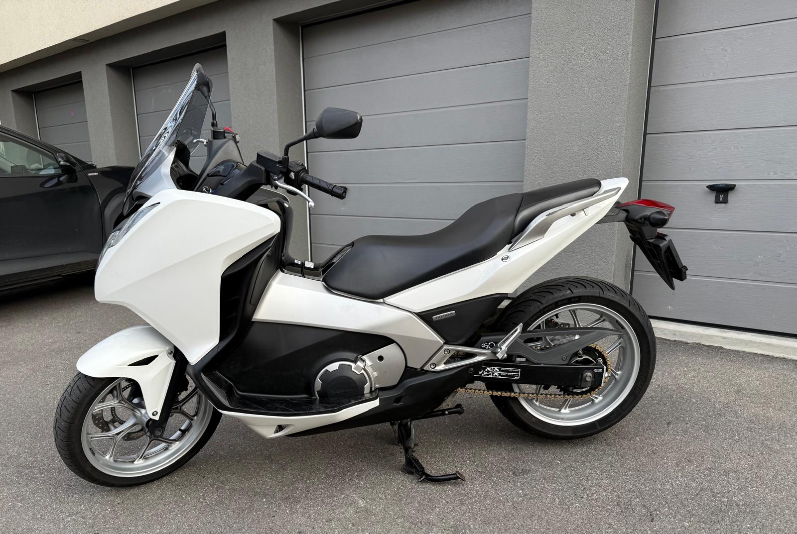 HONDA NC 700 D Integra ABS-showroom-element-2