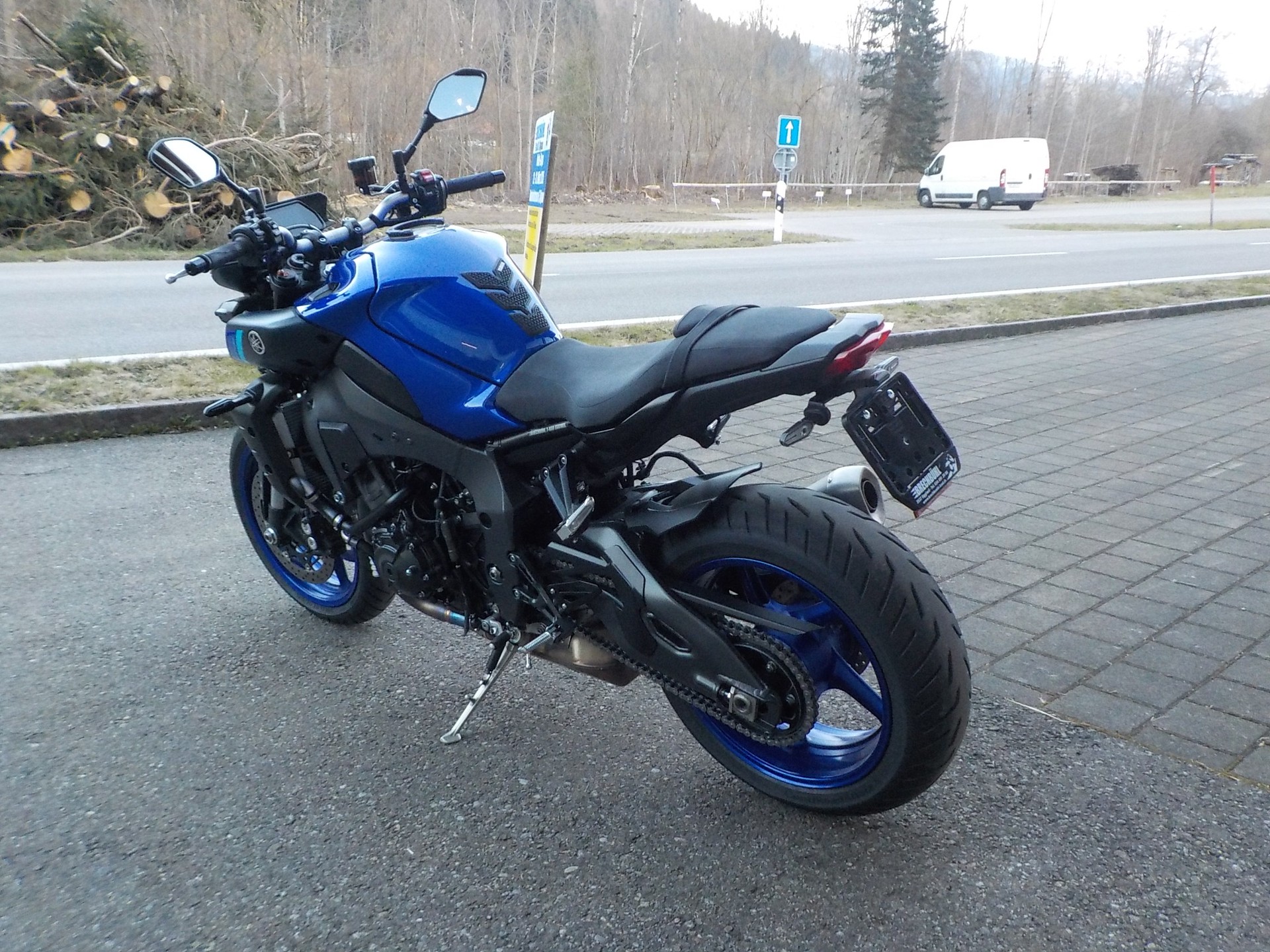 YAMAHA MT-10 ABS-image-4