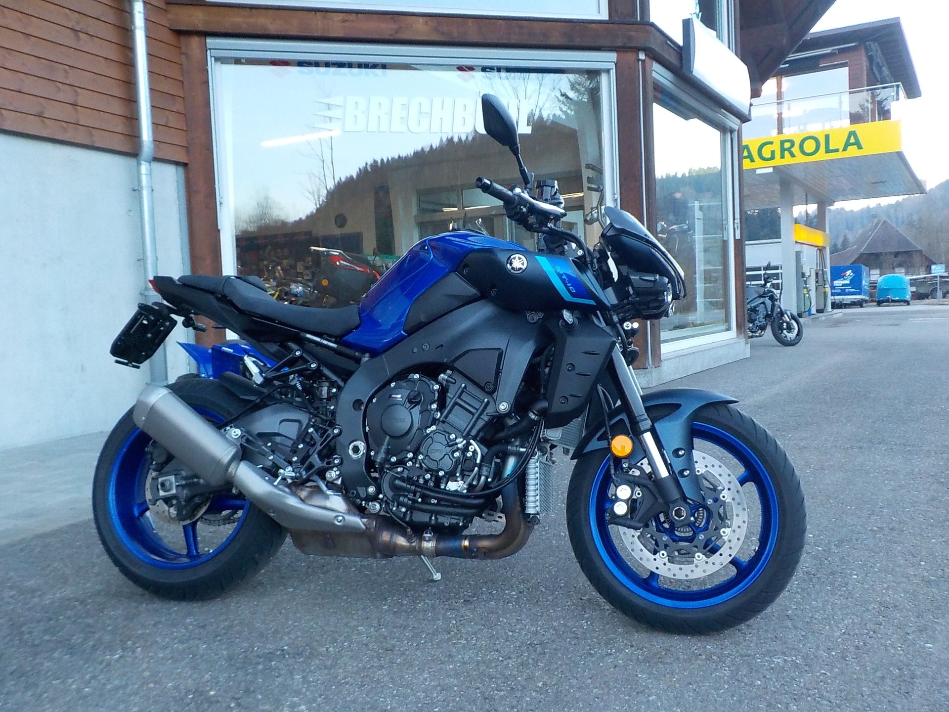 YAMAHA MT-10 ABS-image-0