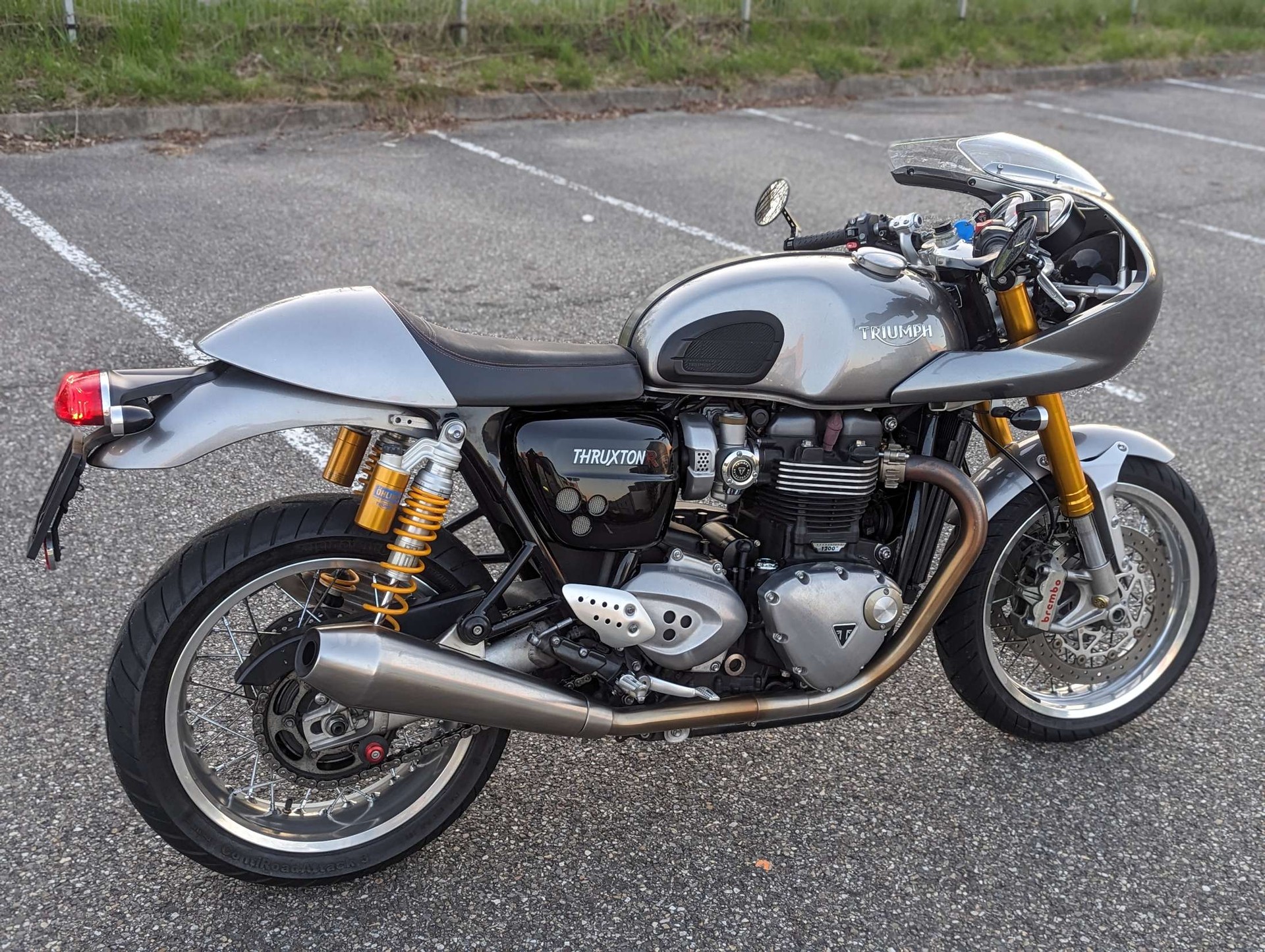 TRIUMPH Thruxton R 1200 i ABS-image-5