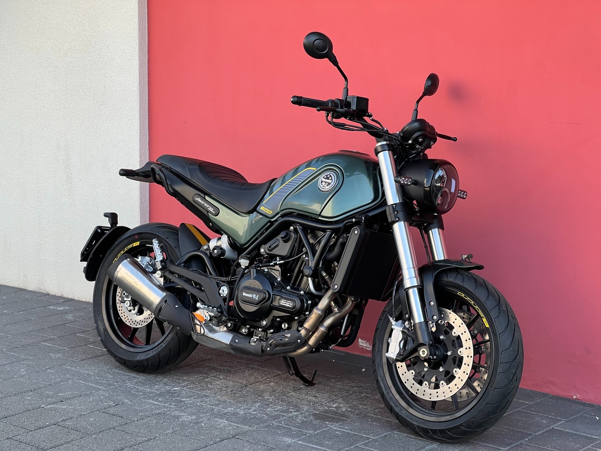 BENELLI Leoncino 500-showroom-element-2