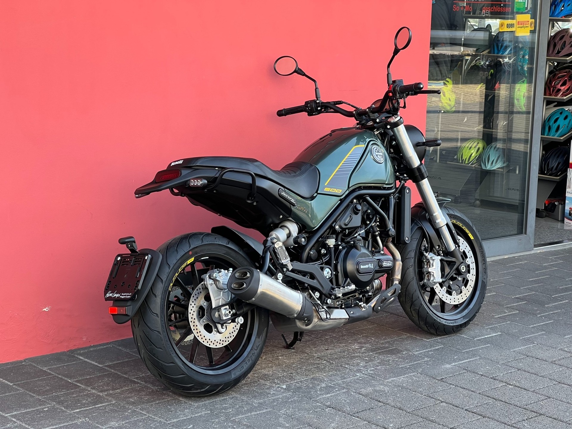 BENELLI Leoncino 500-showroom-element-1