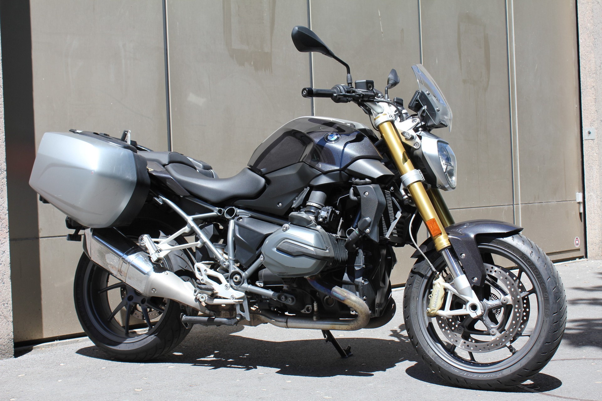 BMW R 1200 RT ABS-showroom-element-1