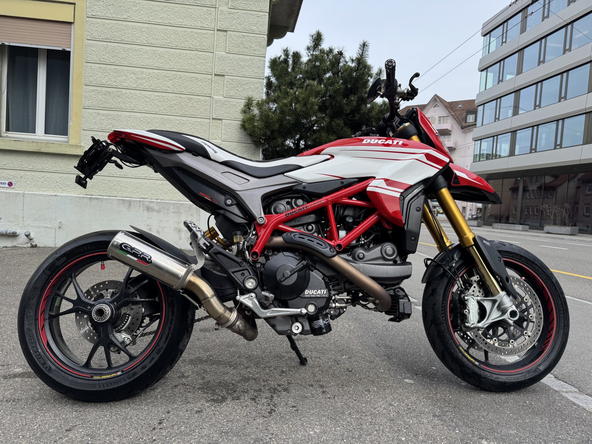 DUCATI Hypermotard 939 SP-image-4