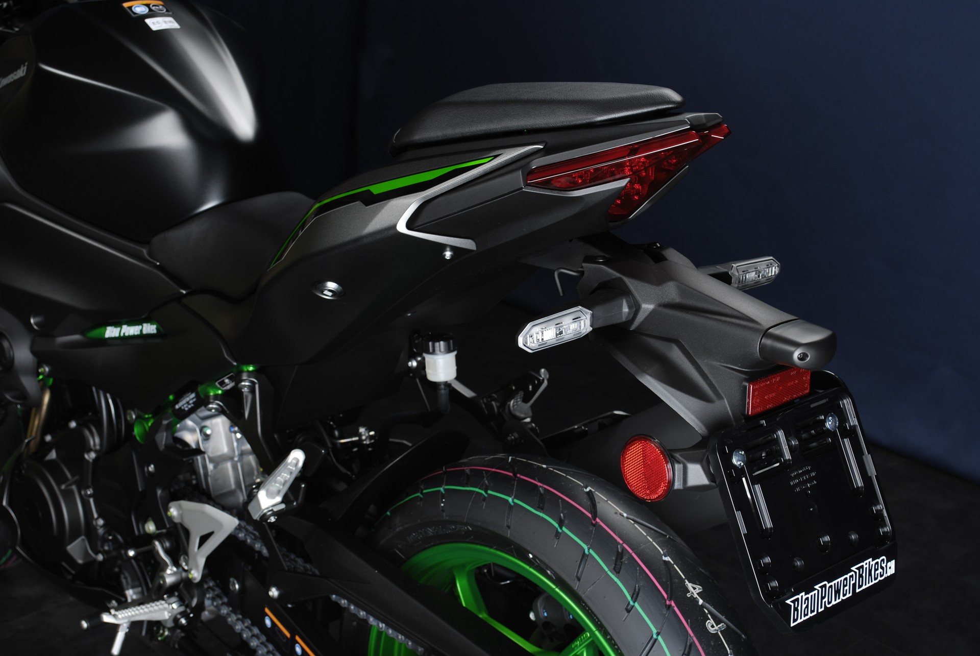 KAWASAKI Z 500 SE MY24-image-13