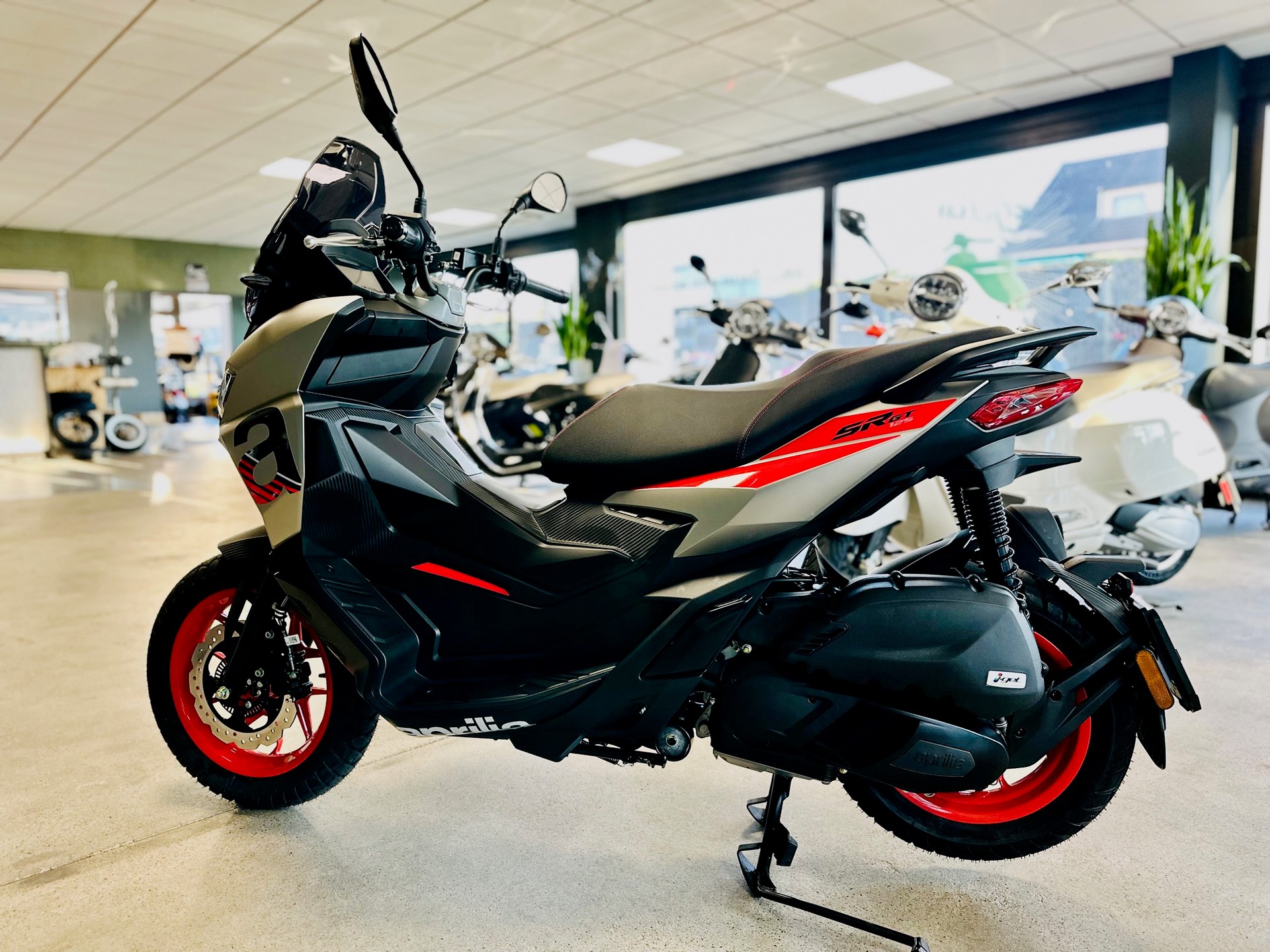 APRILIA SR 125 GT Sport ABS-image-4