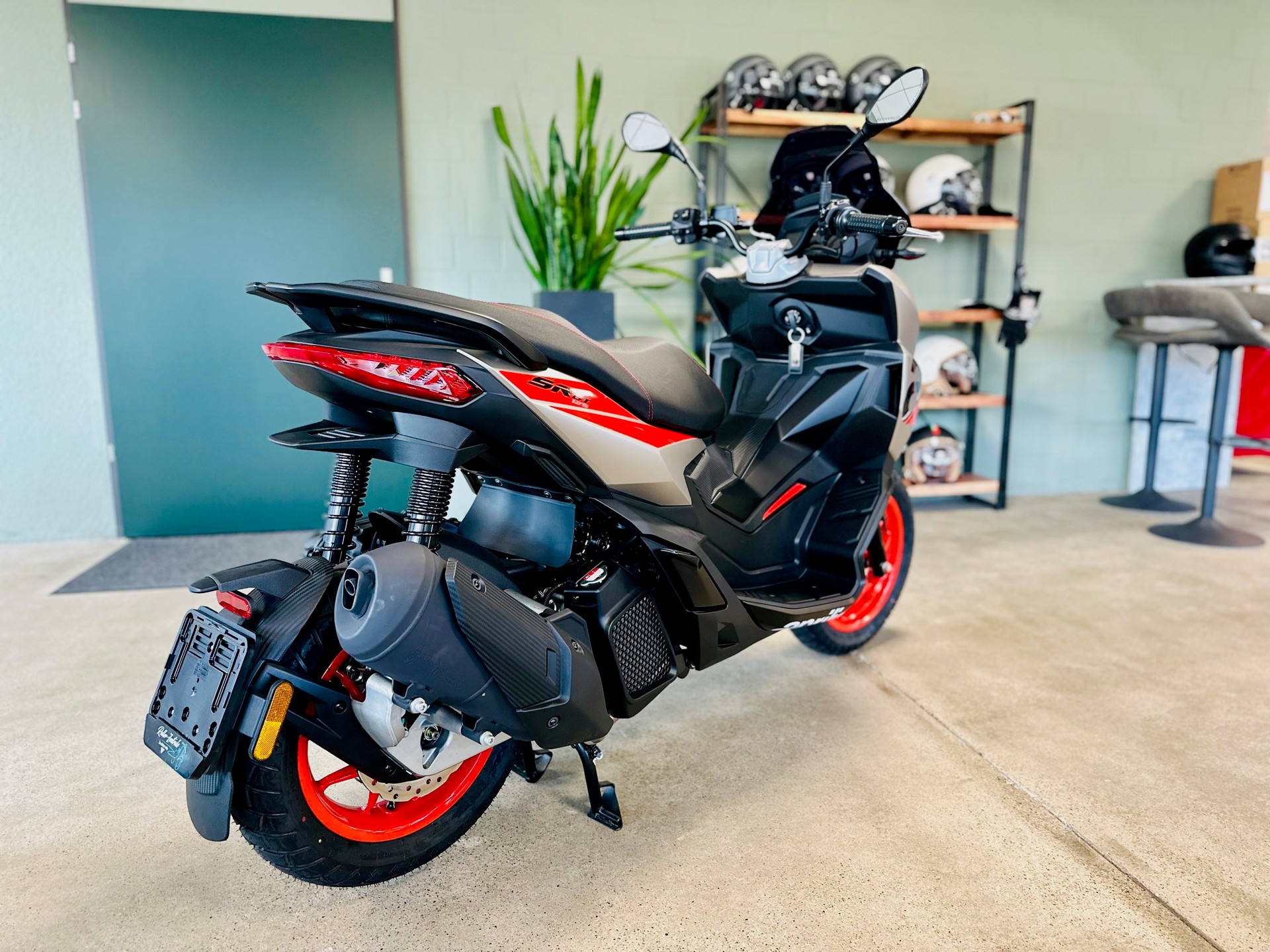 APRILIA SR 125 GT Sport ABS-image-2