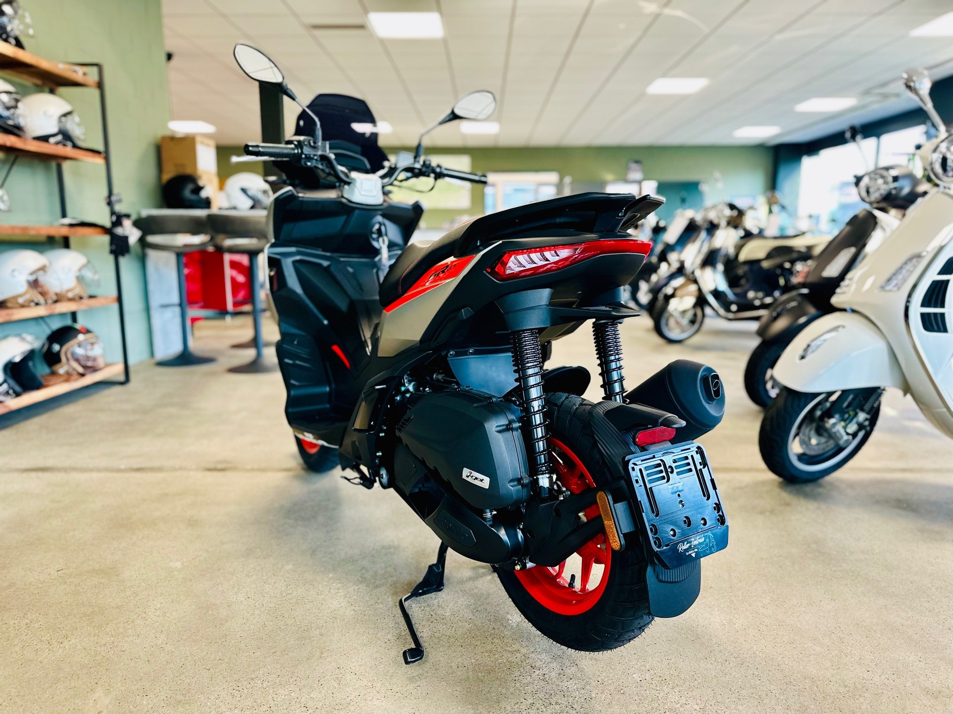 APRILIA SR 125 GT Sport ABS-image-3