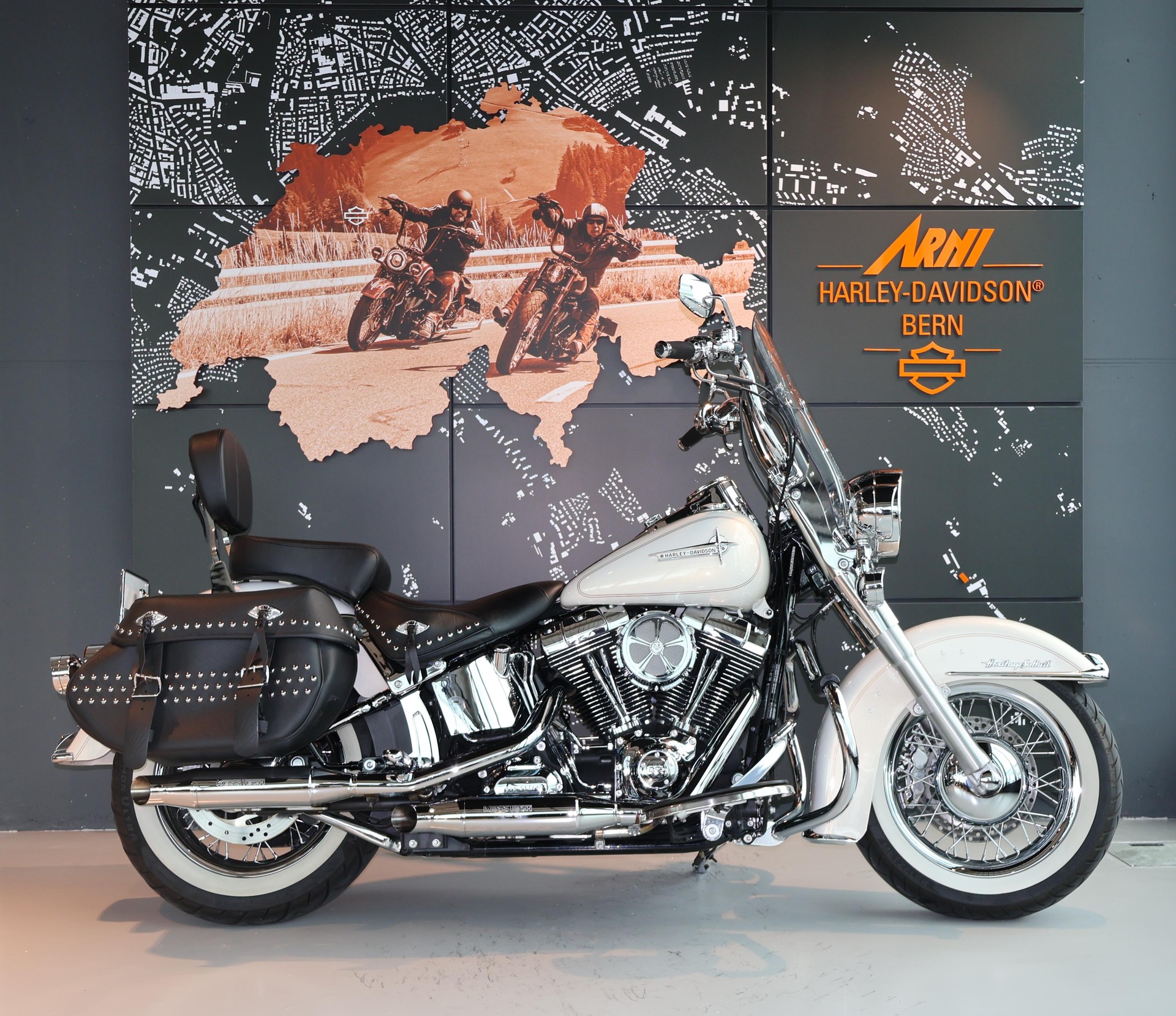 HARLEY-DAVIDSON FLSTC Softail Heritage Classic ABS