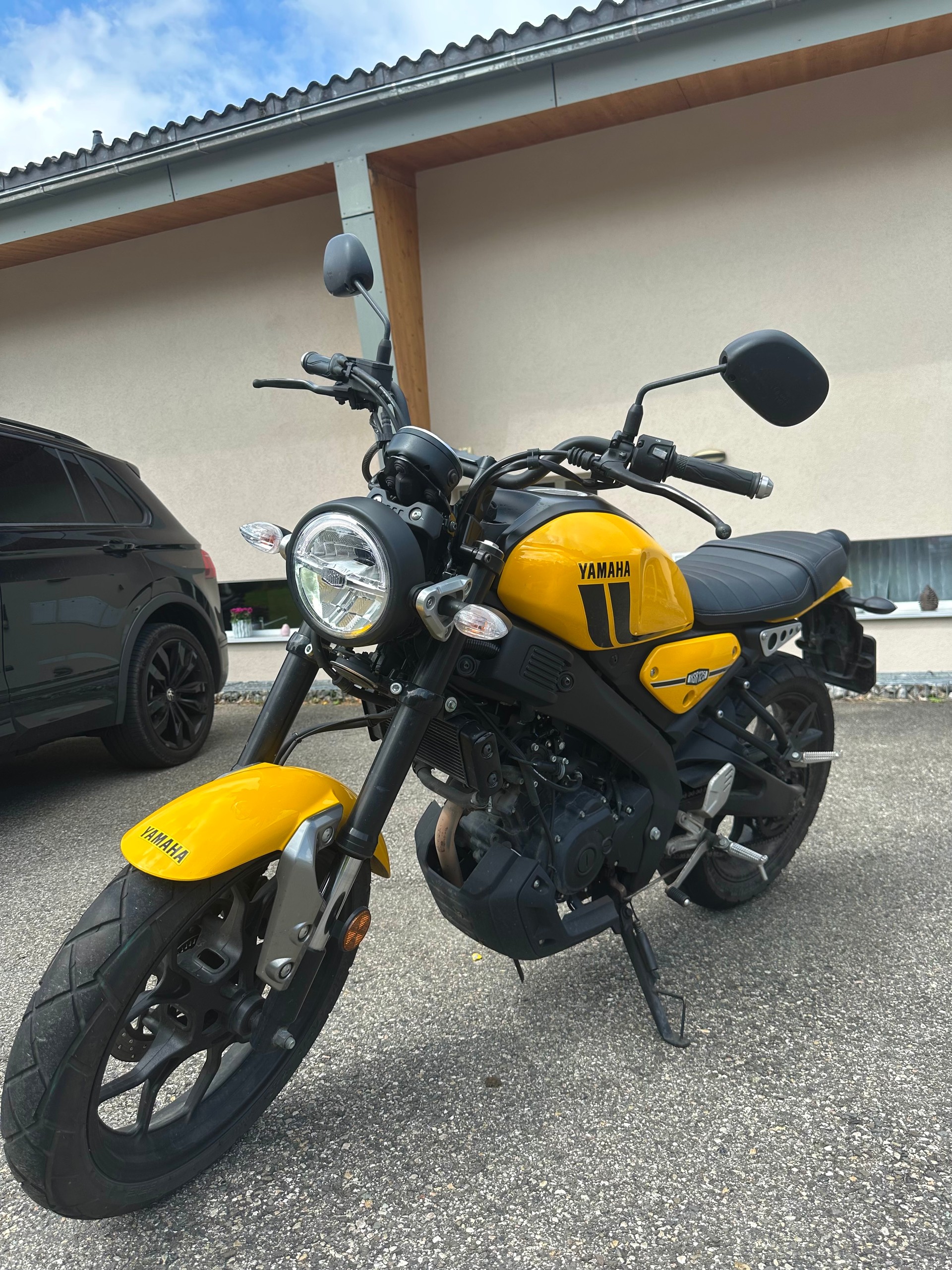 YAMAHA XSR 125-image-0