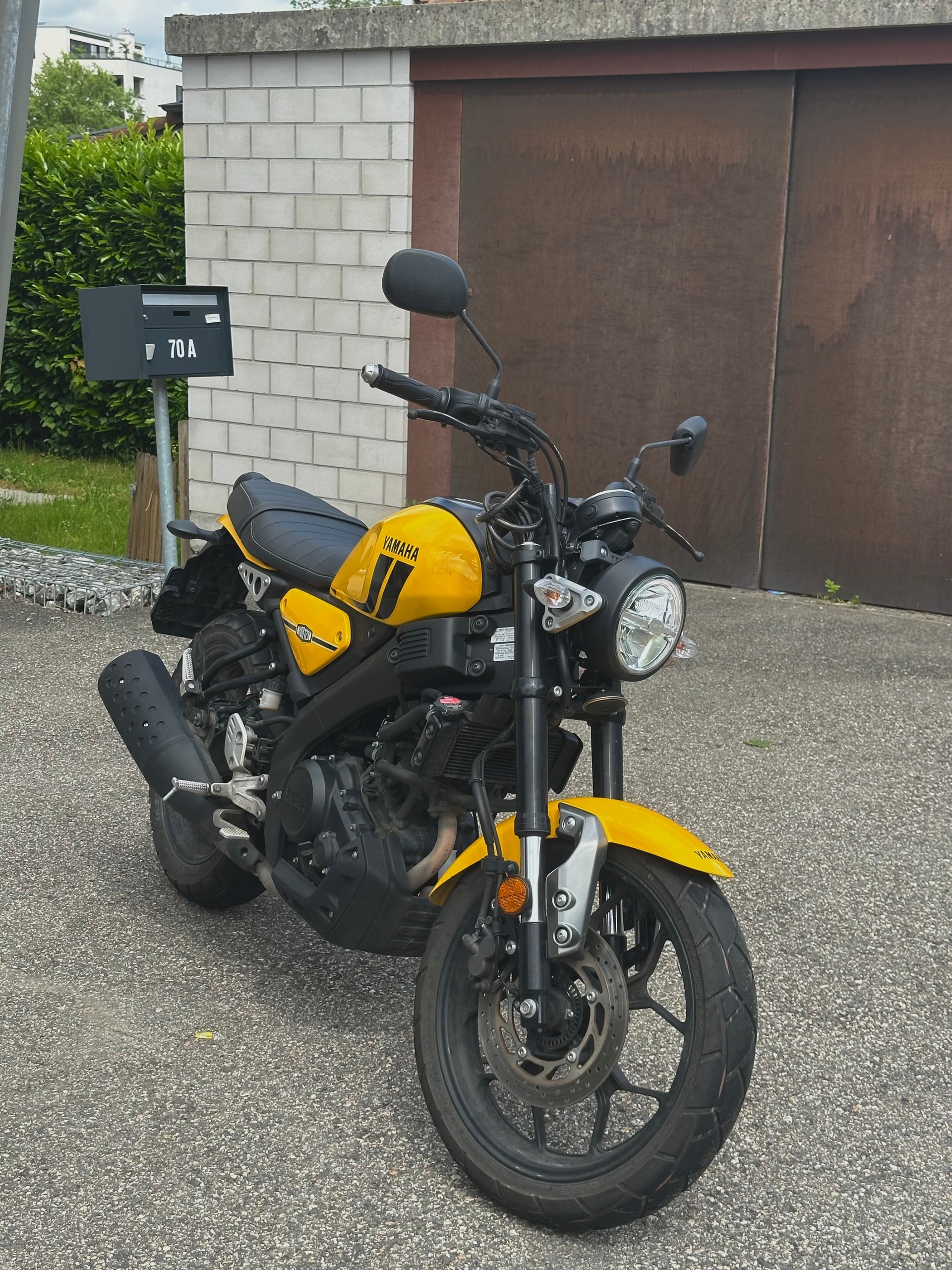 YAMAHA XSR 125-image-7