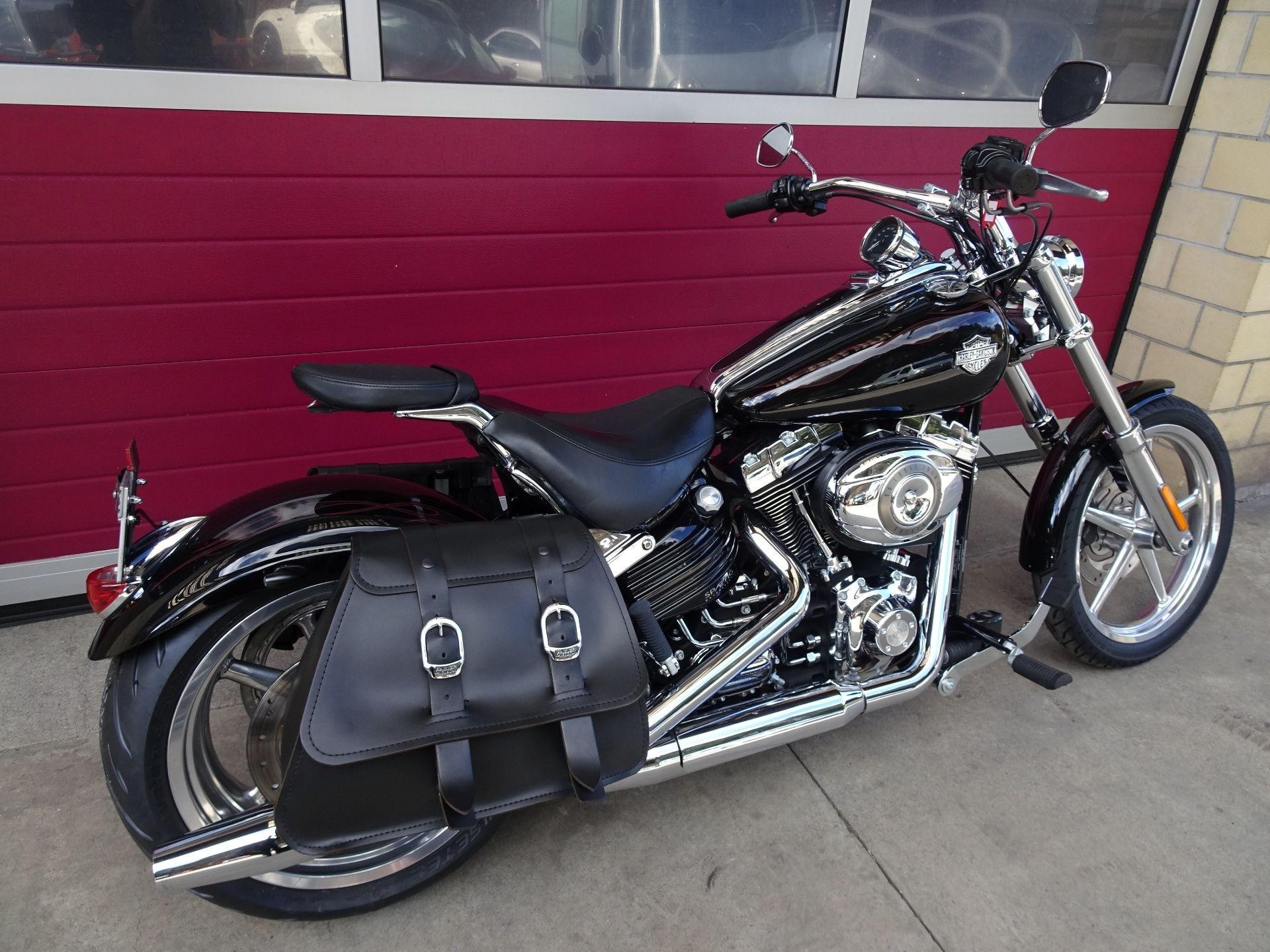 HARLEY-DAVIDSON FXCWC 1584 Softail Rocker C Mit Zubehör-showroom-element-2